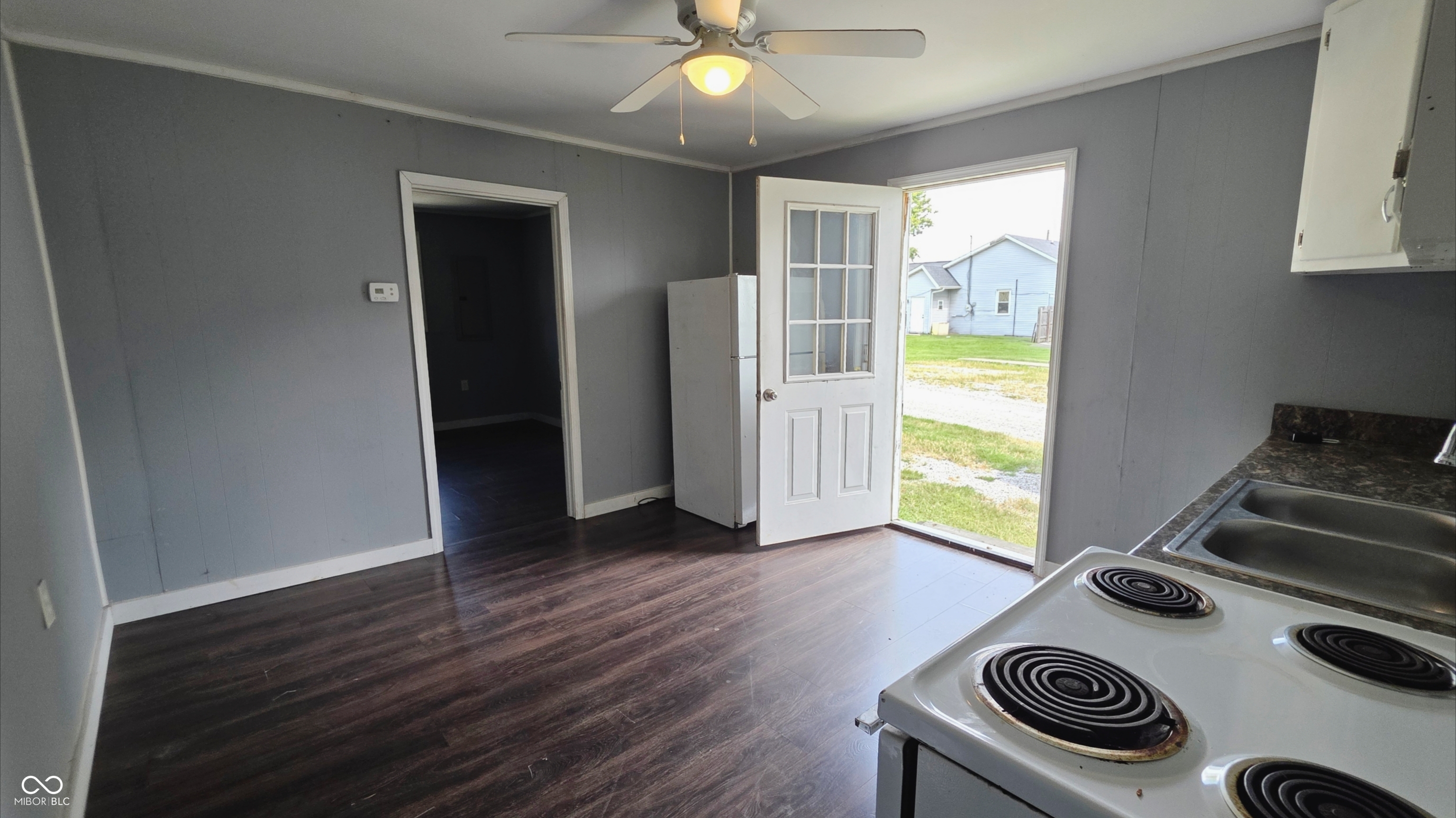 112 E Main, North Vernon, IN, 47265 photo 5 of 12