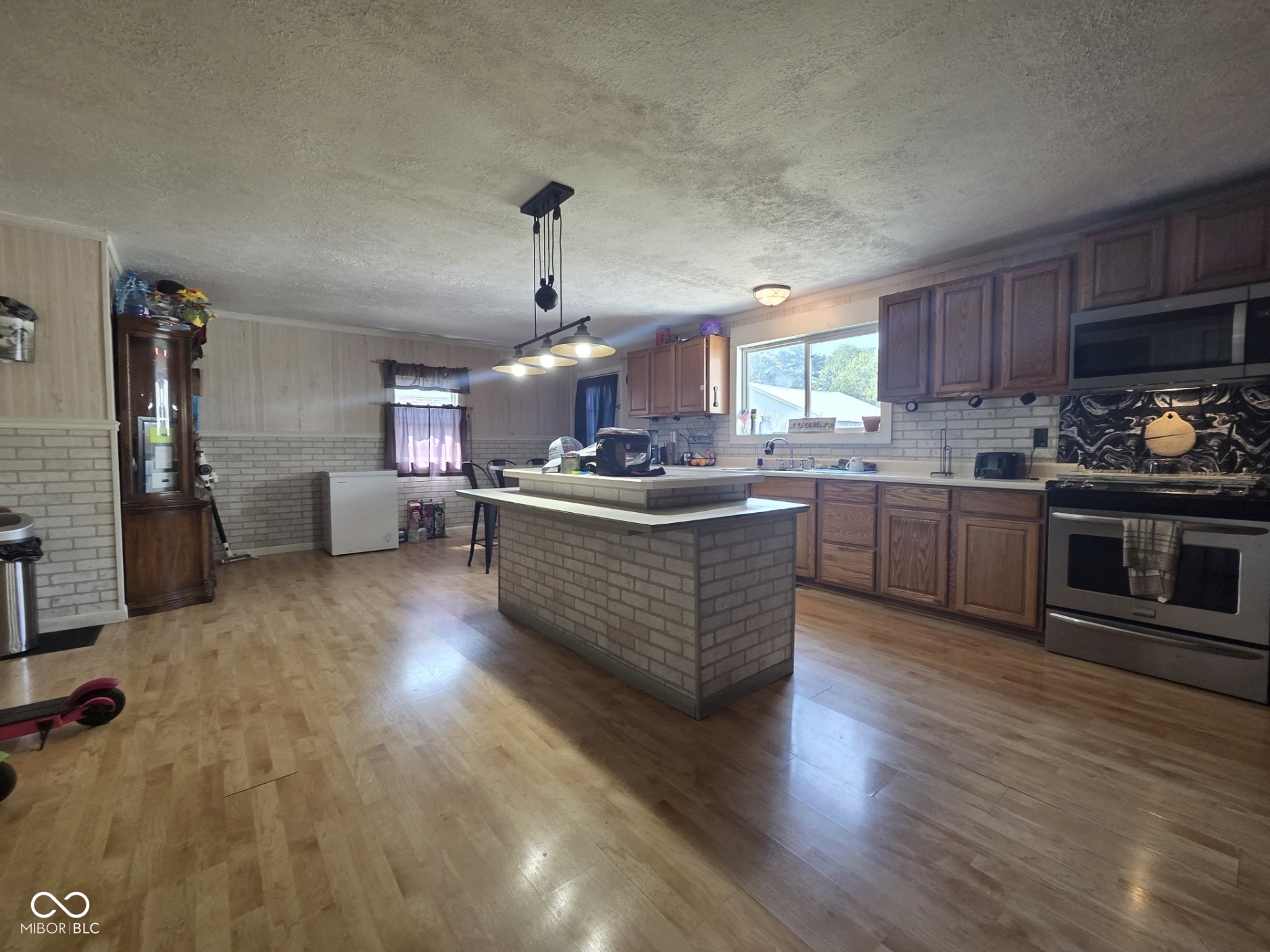 5420 E North Street, Butlerville, IN, 47223 photo 5 of 21