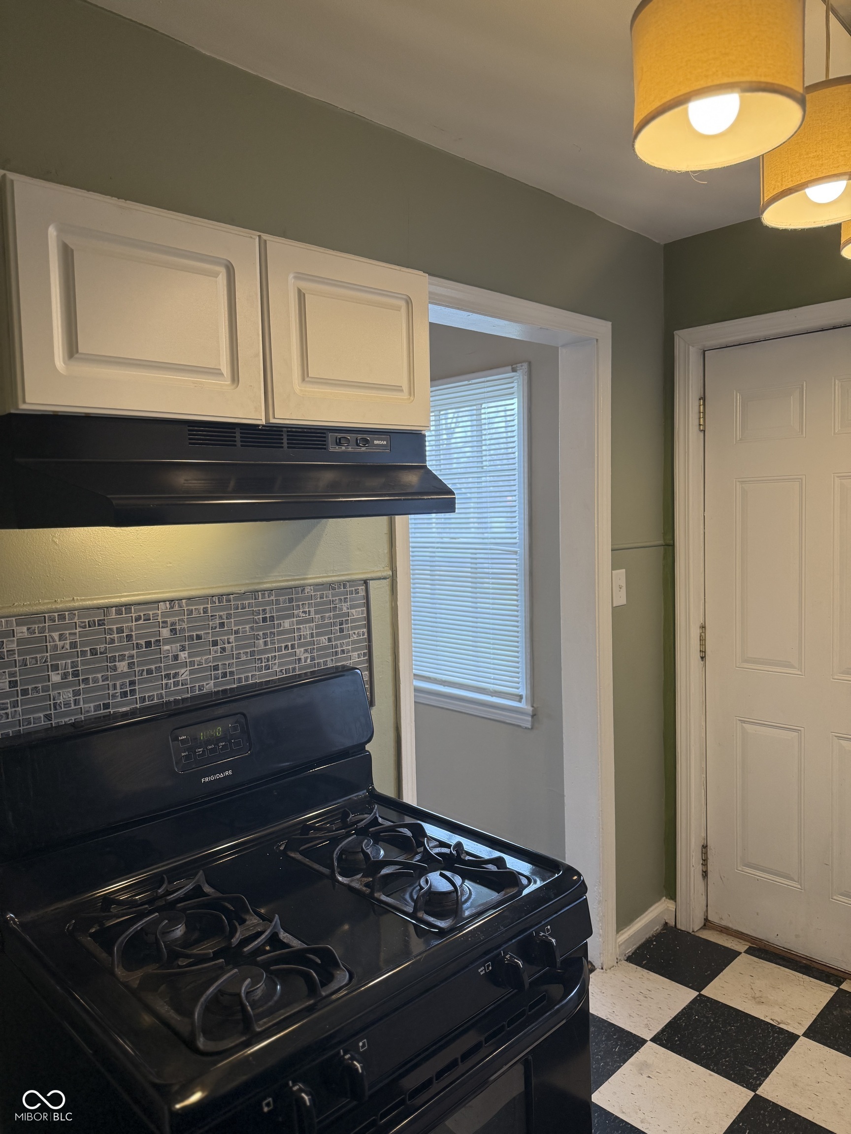 4614 E 16th Street, Indianapolis, IN, 46201 photo 5 of 6