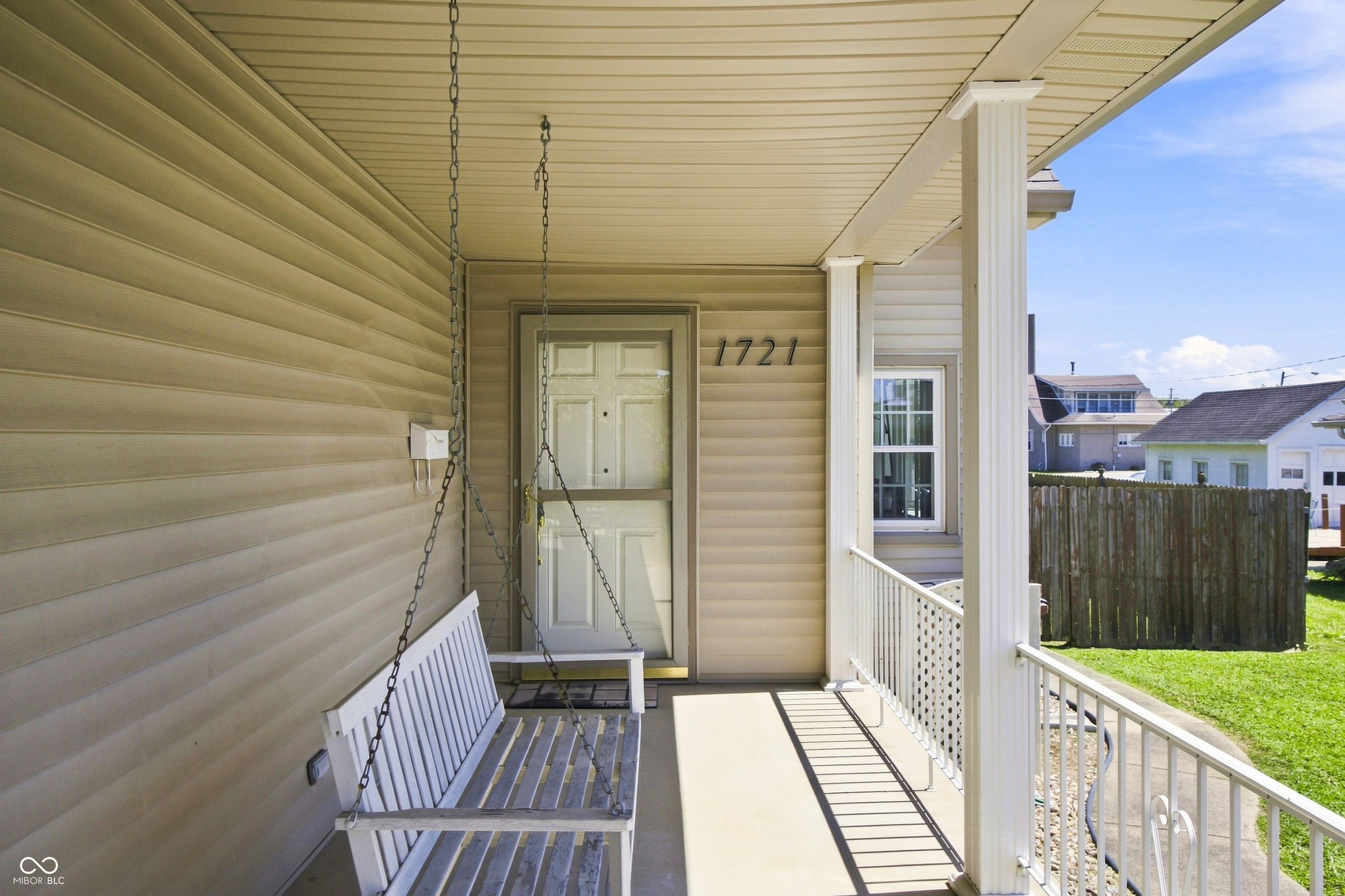 1721 Cottage Avenue, Columbus, IN, 47201 photo 5 of 39