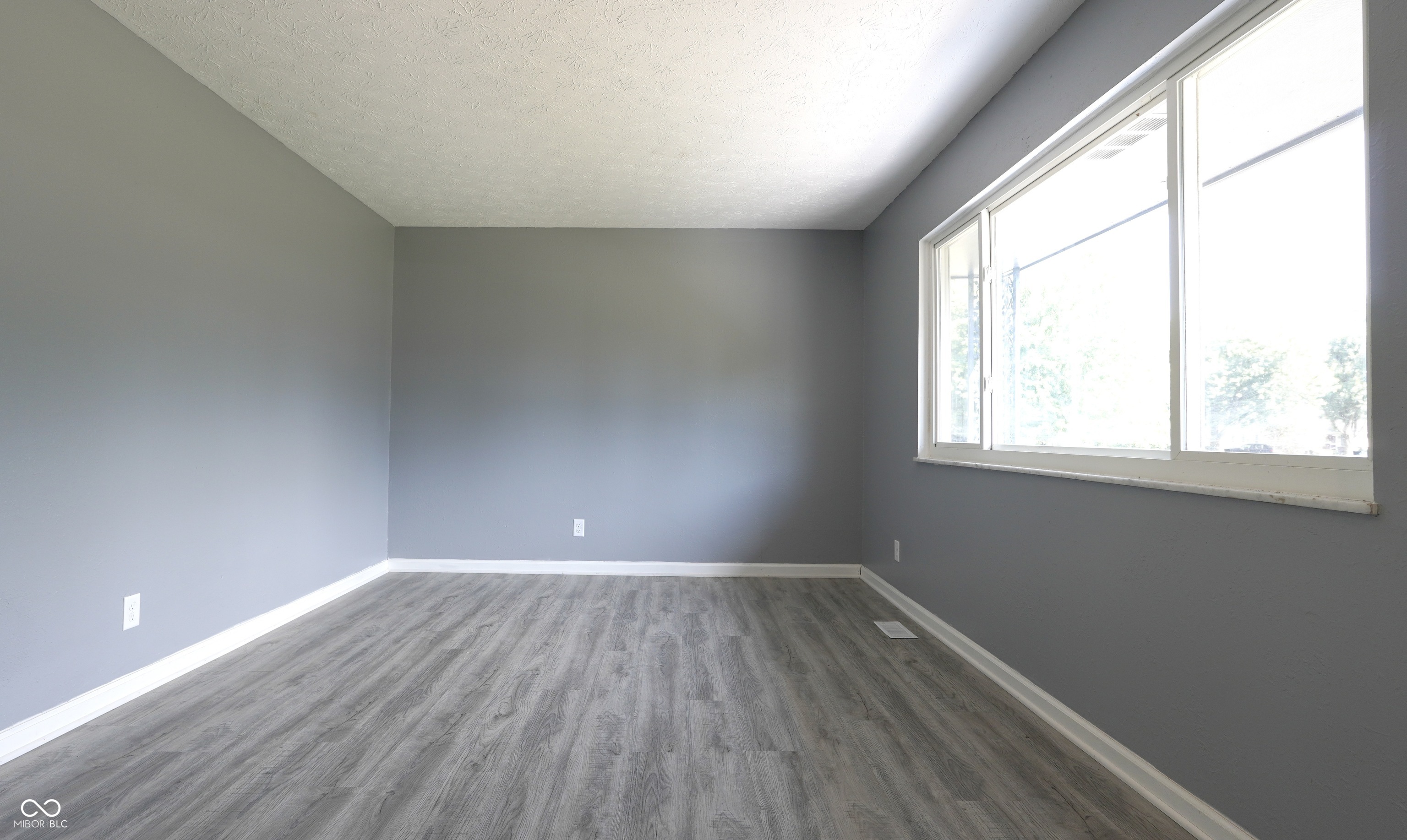 3602 Redwood Drive, Indianapolis, IN, 46227 photo 5 of 40
