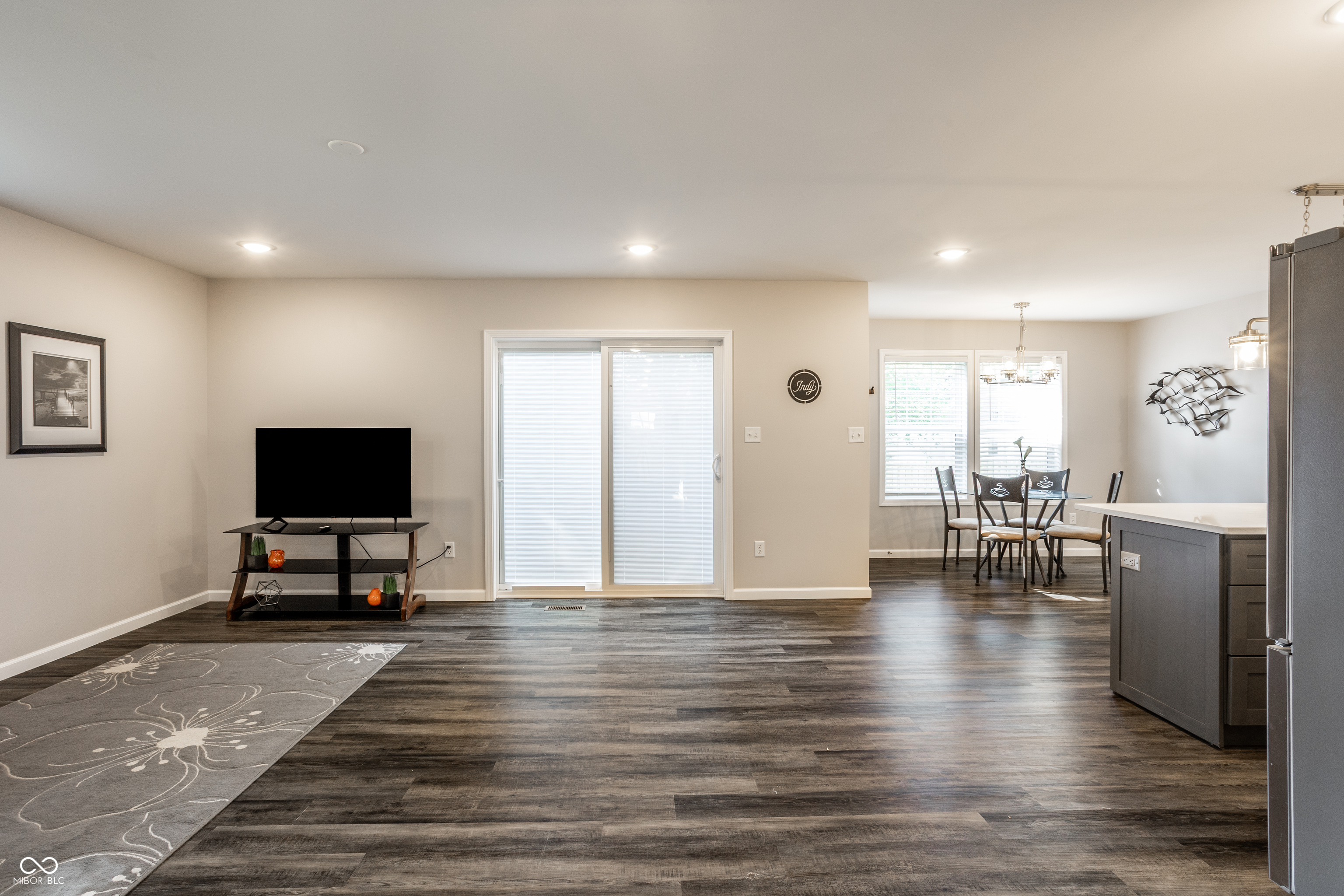2323 E 57th Street E, Indianapolis, IN, 46220 photo 5 of 37