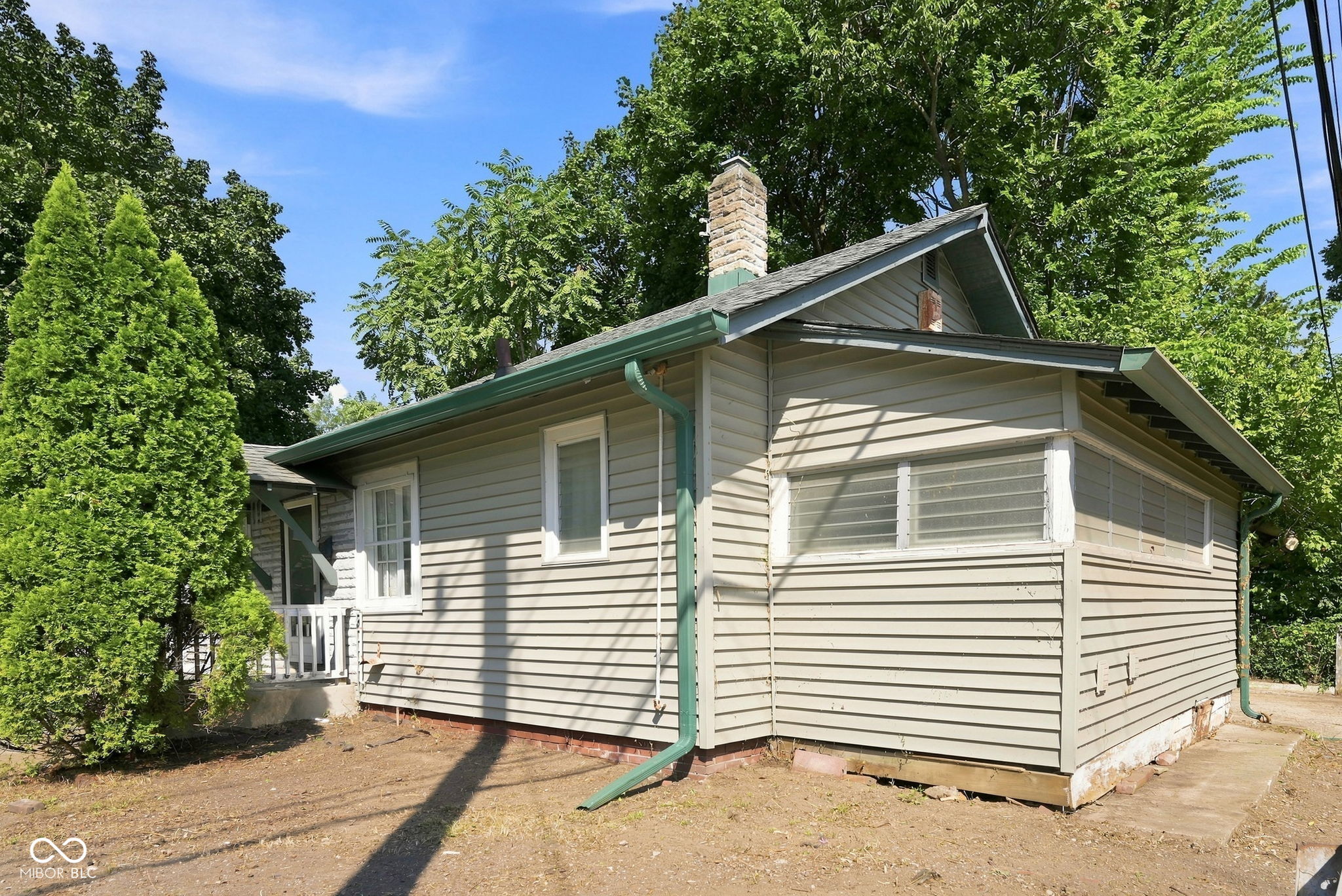 646 E 51st Street, Indianapolis, IN, 46205 photo 5 of 36