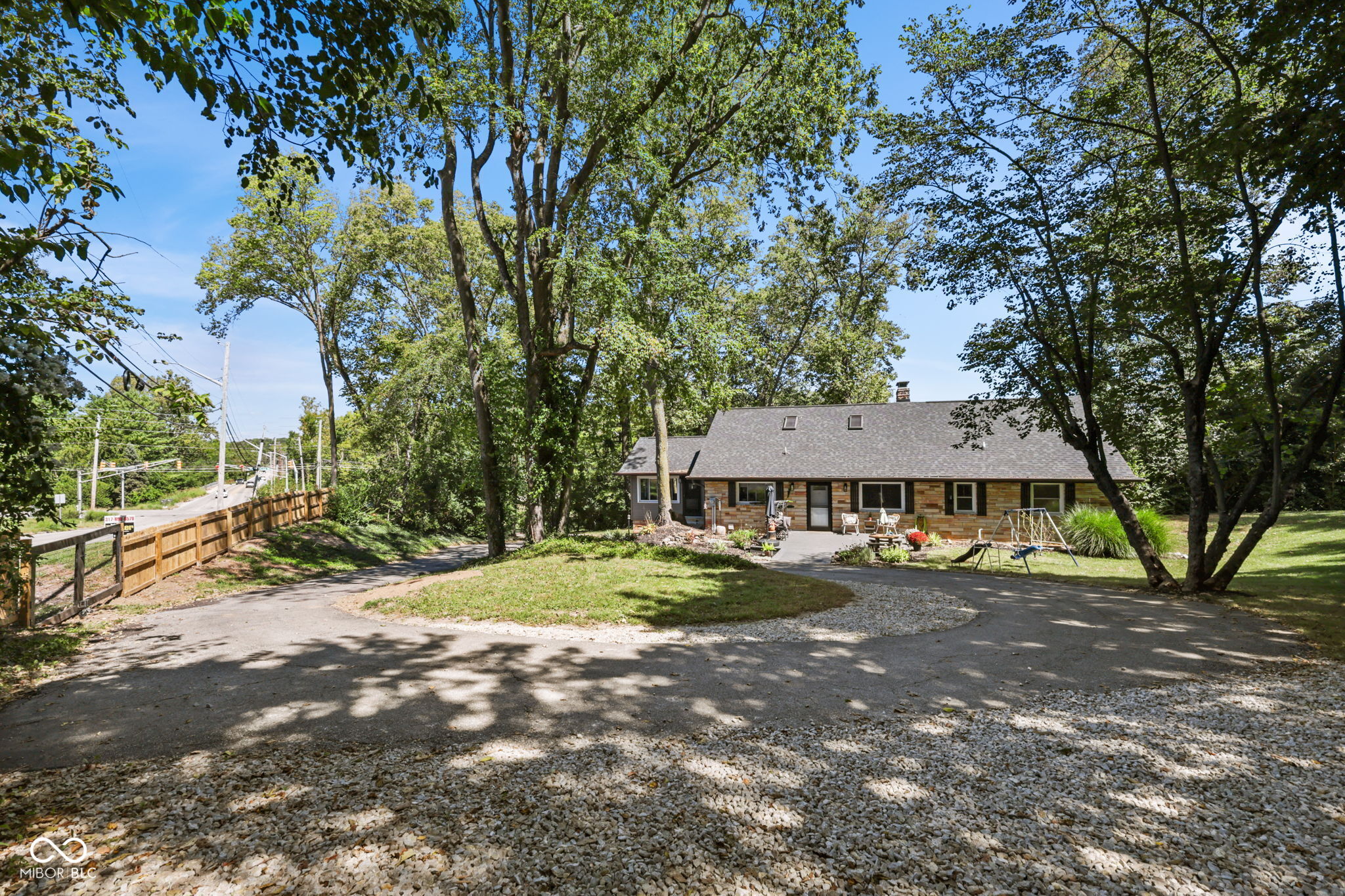 1265 N Morgantown Road, Greenwood, IN, 46142 photo 5 of 68