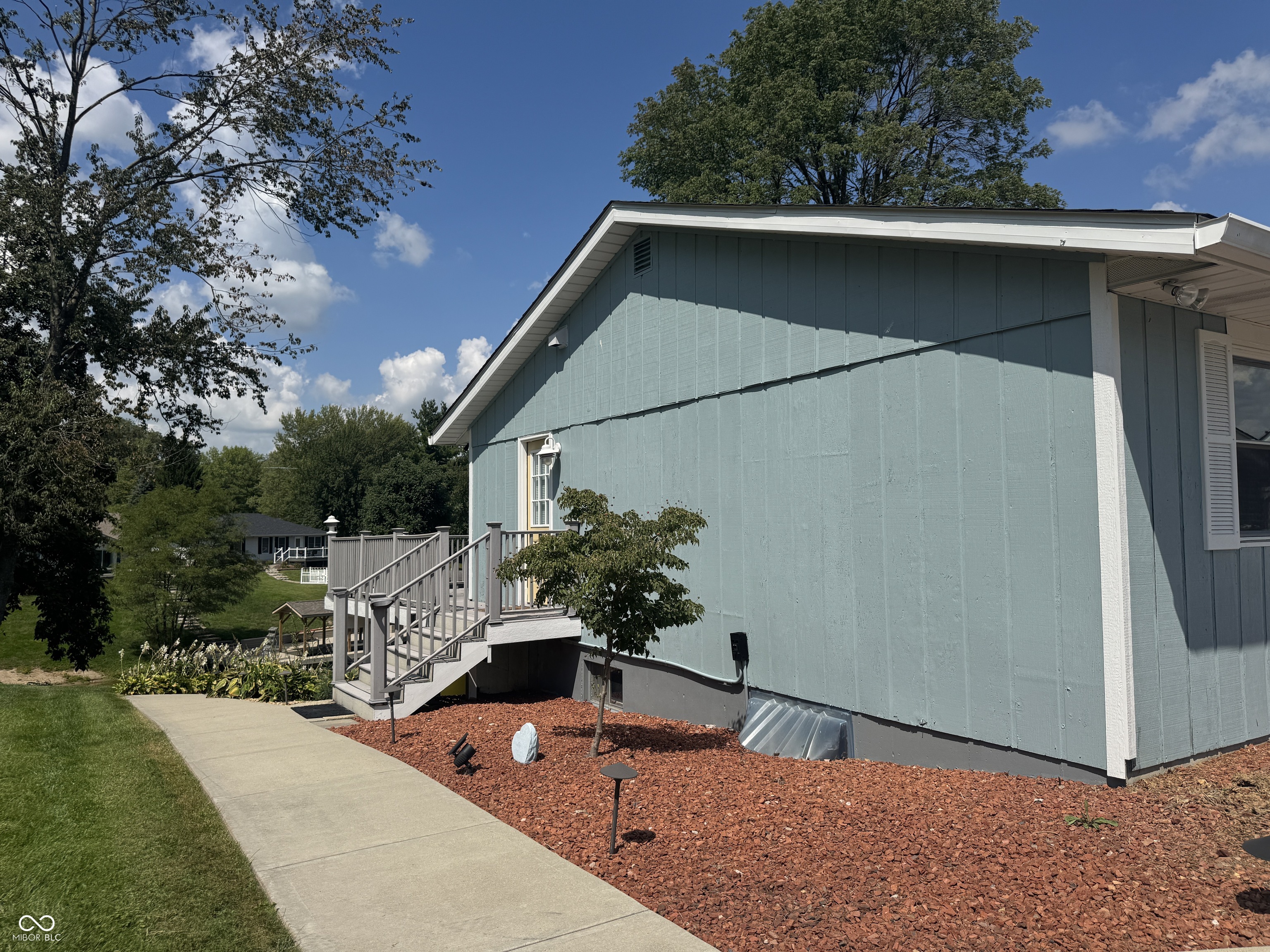 27 SW Santee Drive, Greensburg, IN, 47240 photo 5 of 62
