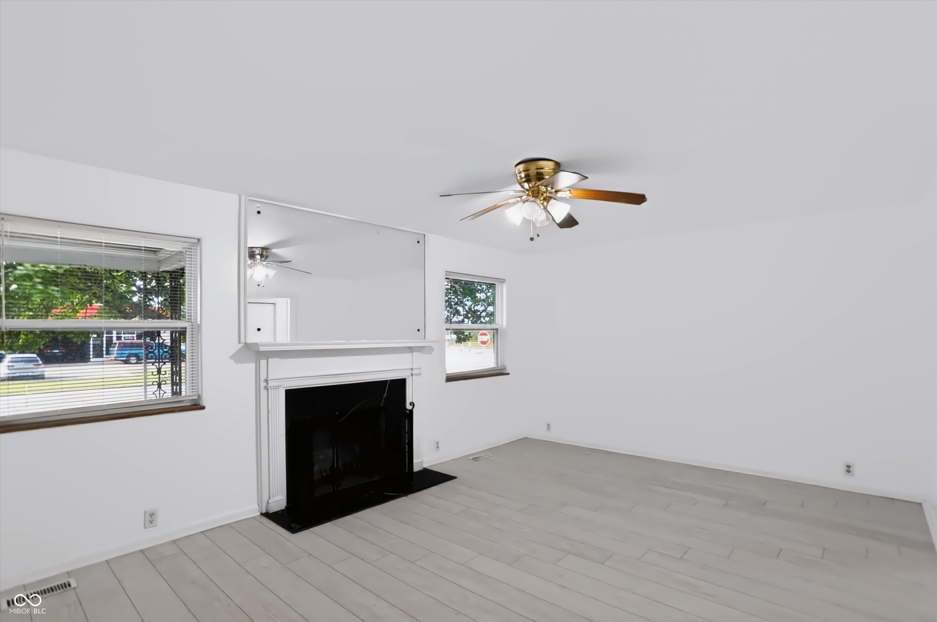 506 Lawrence Avenue, Indianapolis, IN, 46227 photo 5 of 40
