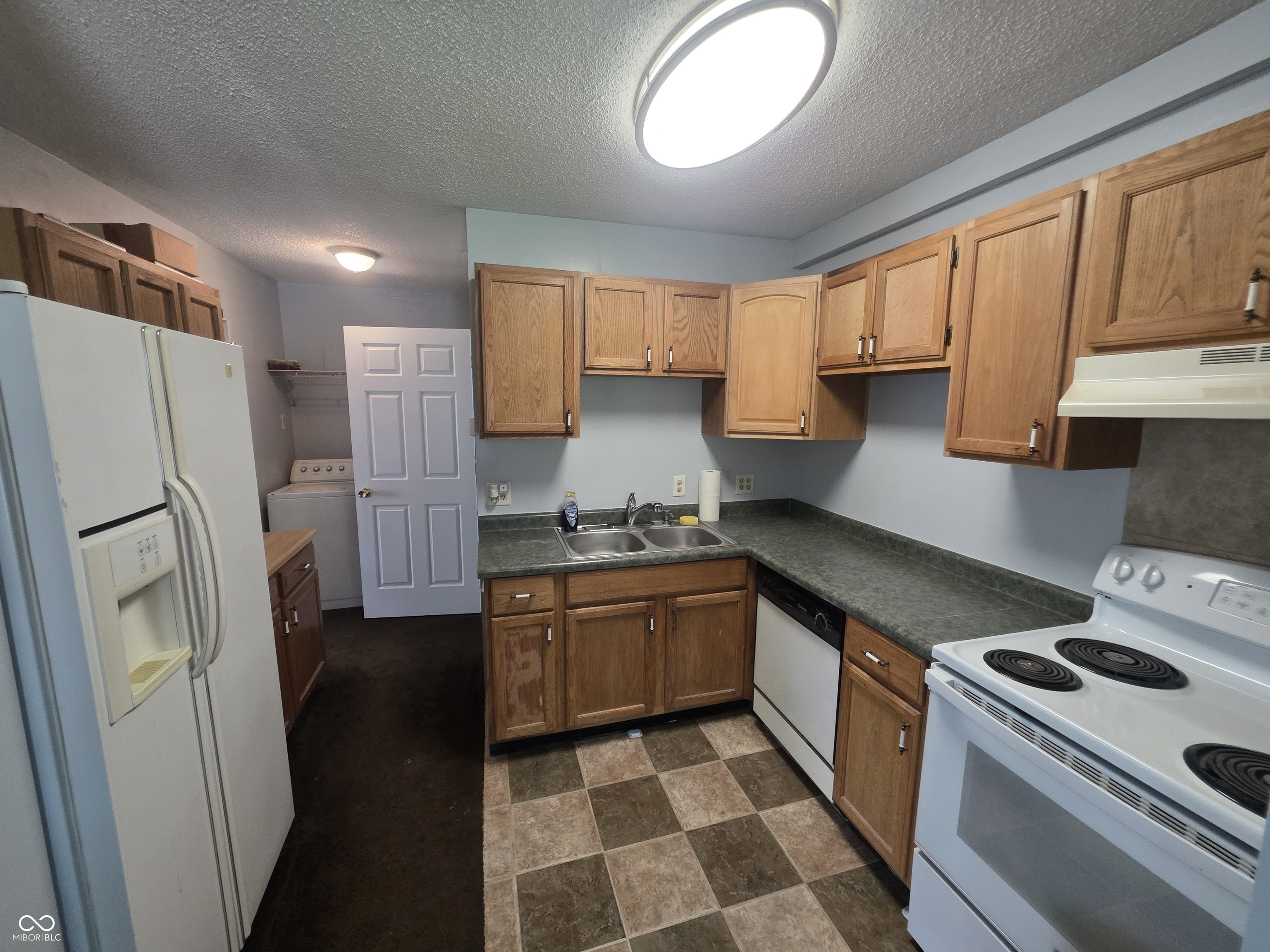 1933 N Lakeland Street, Terre Haute, IN, 47803 photo 5 of 16