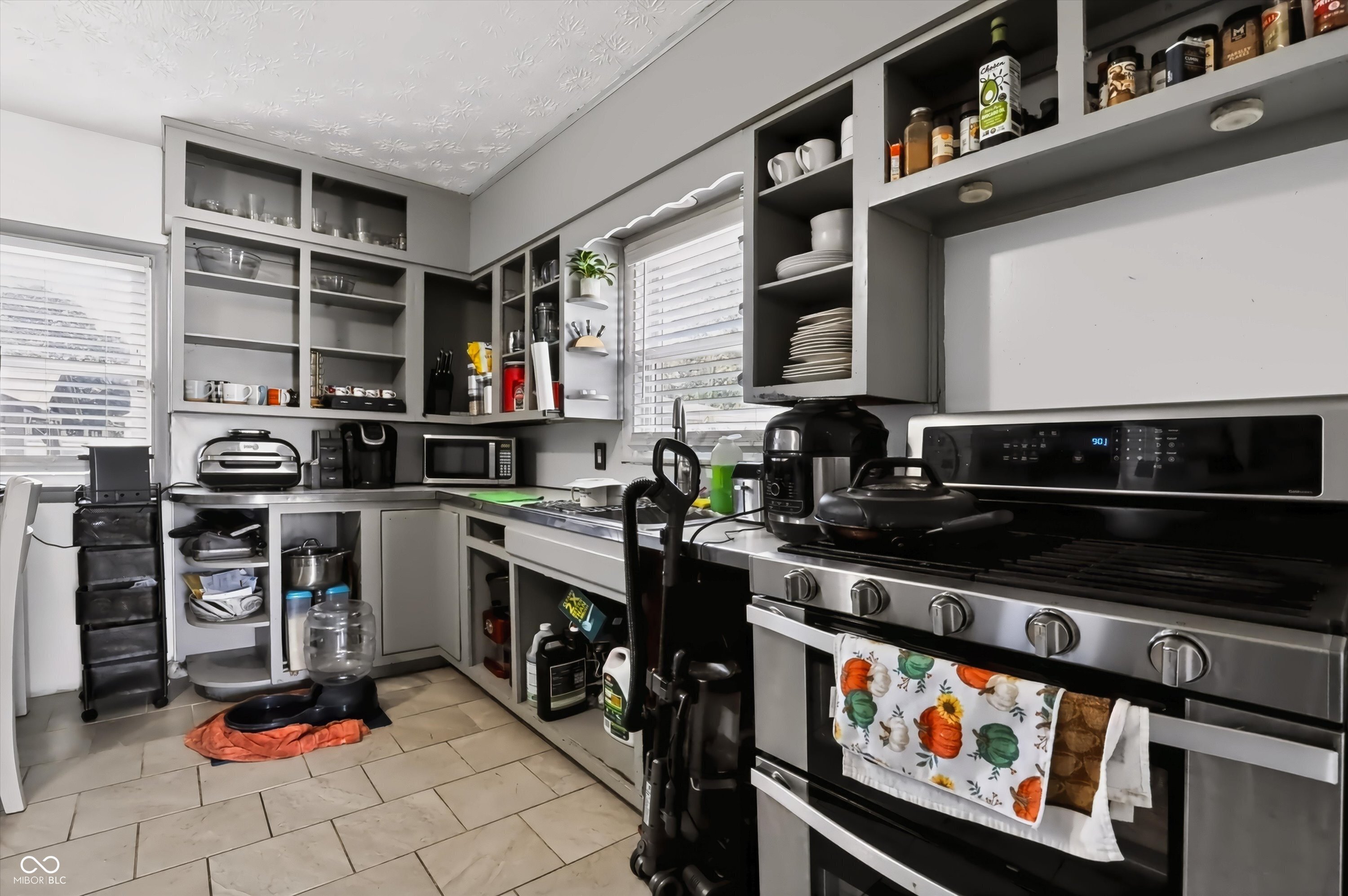 834 S Taft, Indianapolis, IN, 46241 photo 5 of 35