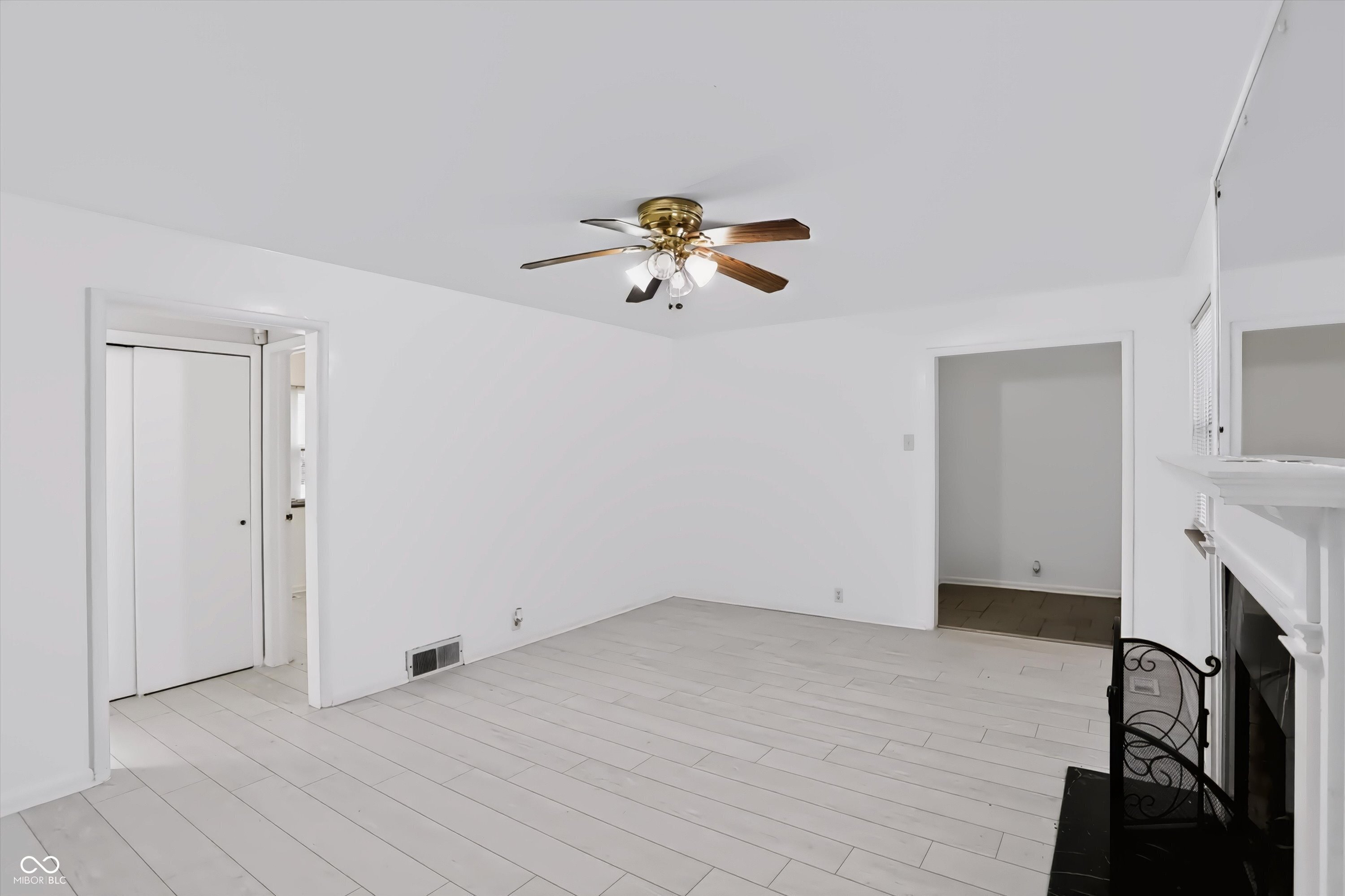 506 Lawrence Avenue, Indianapolis, IN, 46227 photo 5 of 37