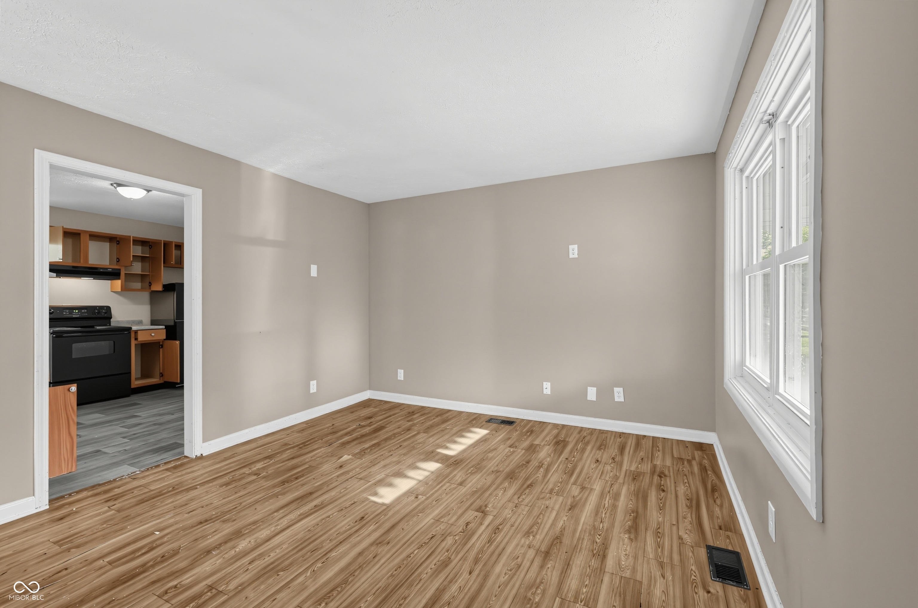 3642 Tiffany Drive, Indianapolis, IN, 46226 photo 5 of 16