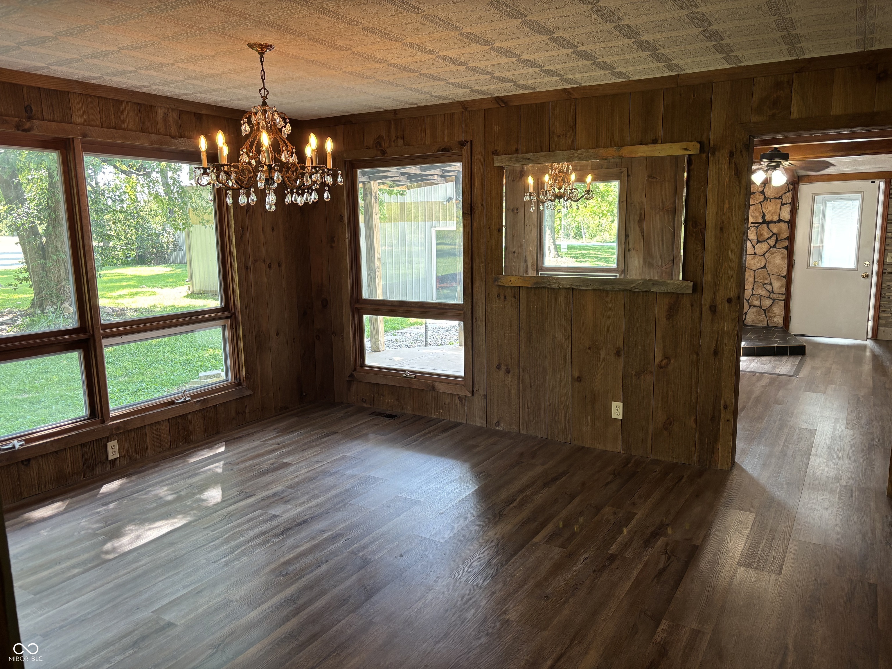 607 E Broad Street, Spiceland, IN, 47385 photo 5 of 33