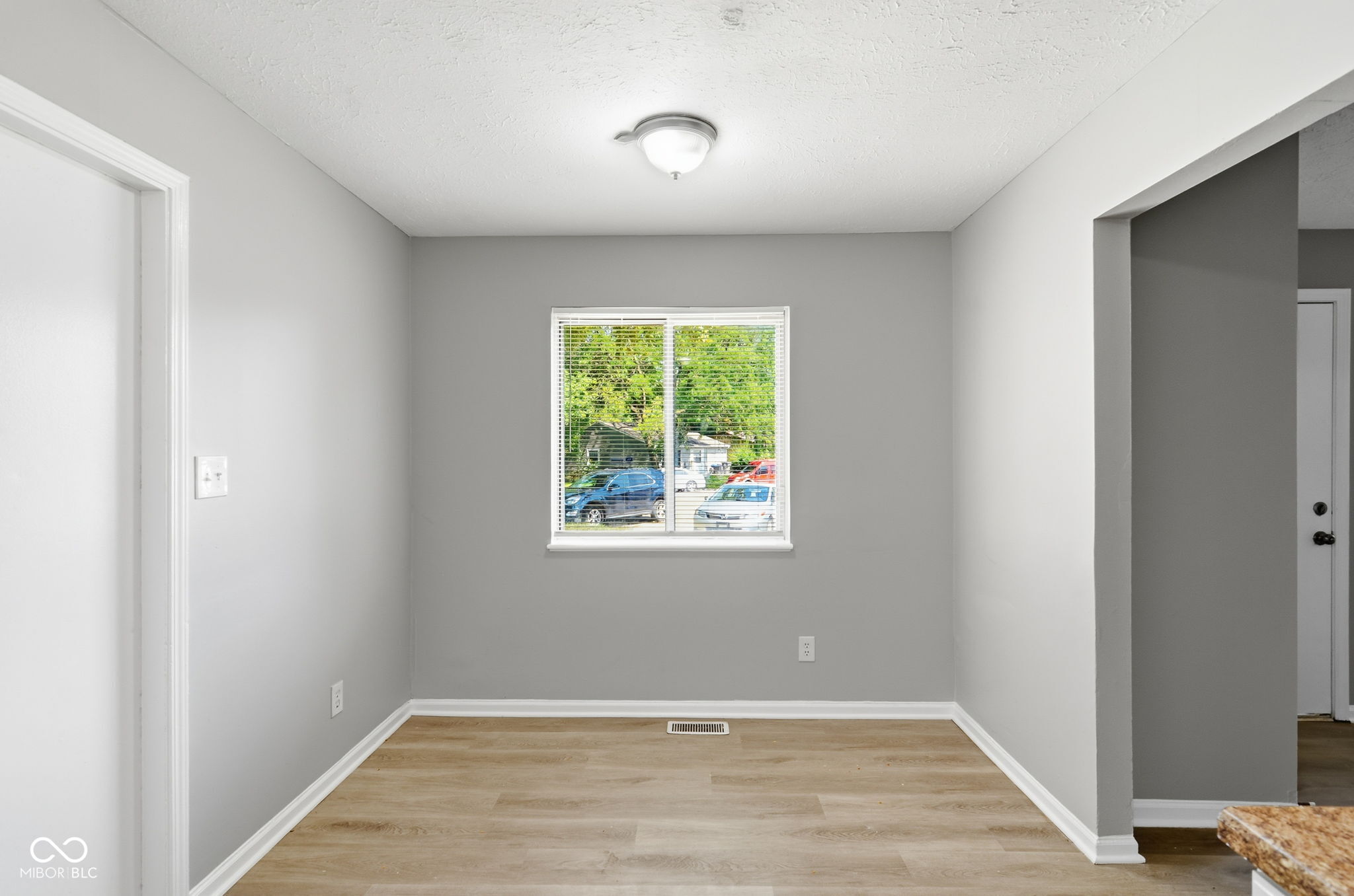 9405 Big Ben Circle, Indianapolis, IN, 46235 photo 5 of 18