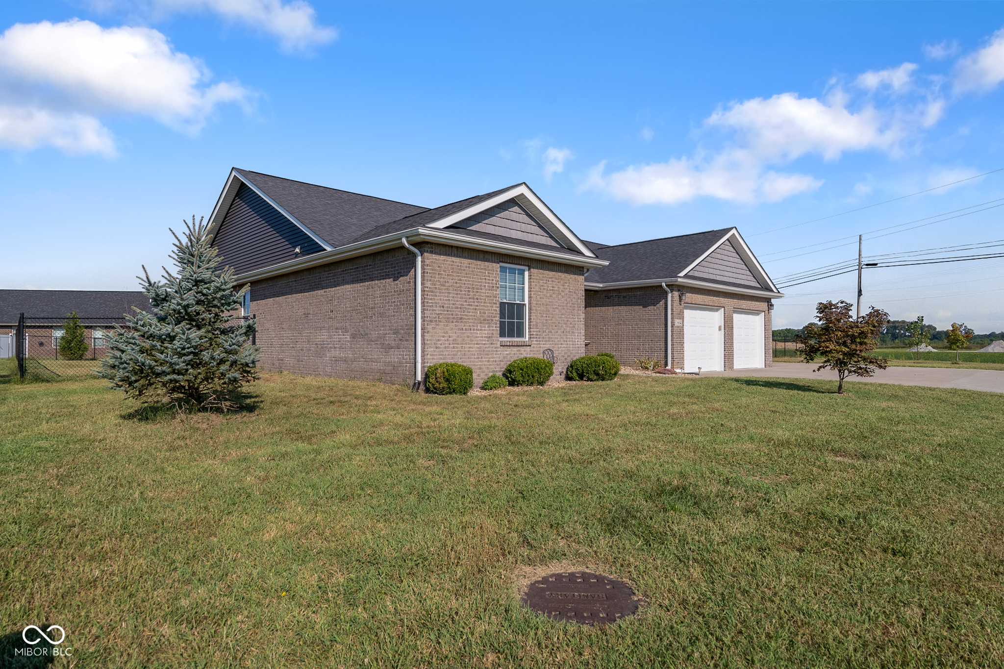 1604 E Bell Ford Drive, Seymour, IN, 47274 photo 5 of 49