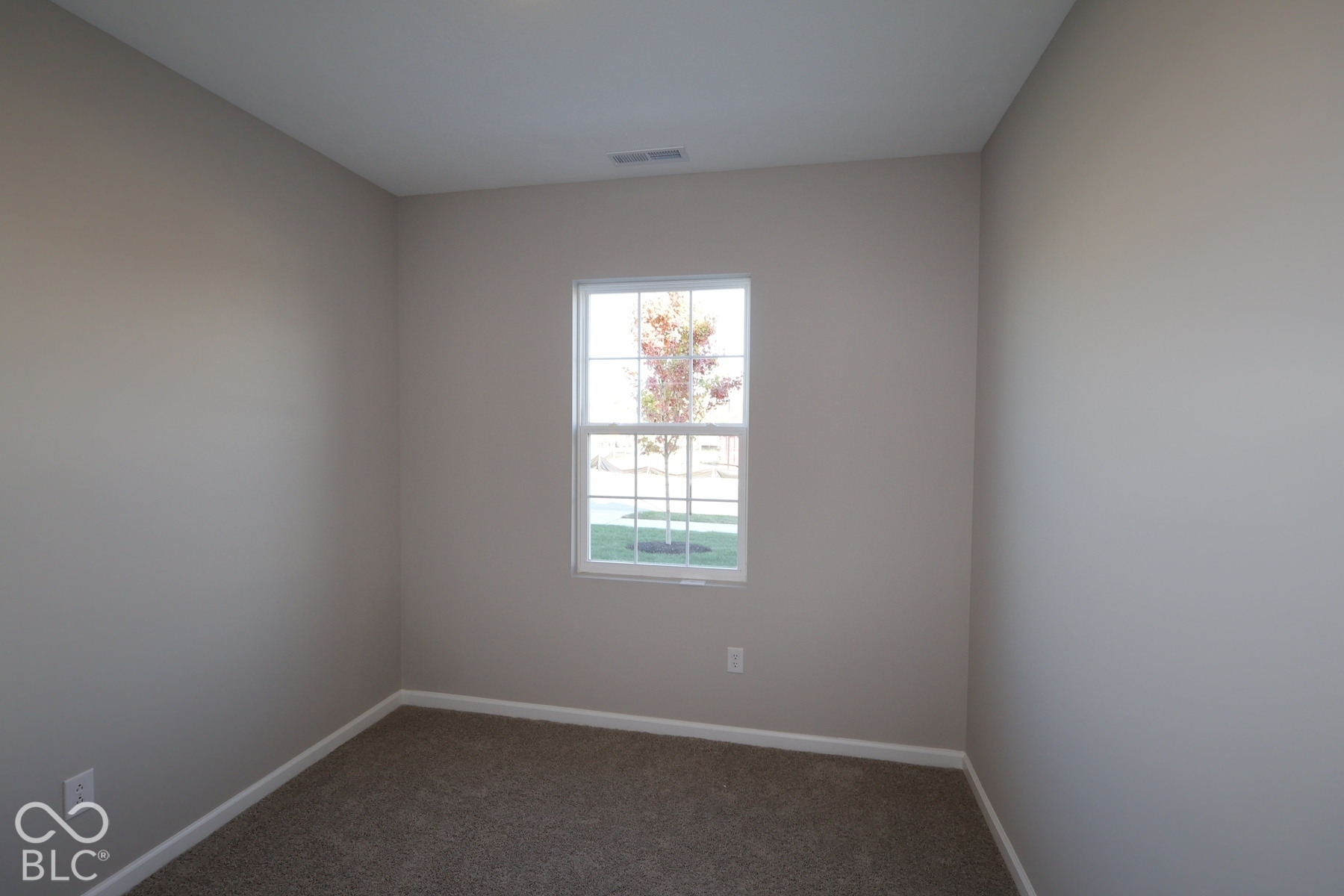 2237 Bear Oak Run, Shelbyville, IN, 46176 photo 5 of 16