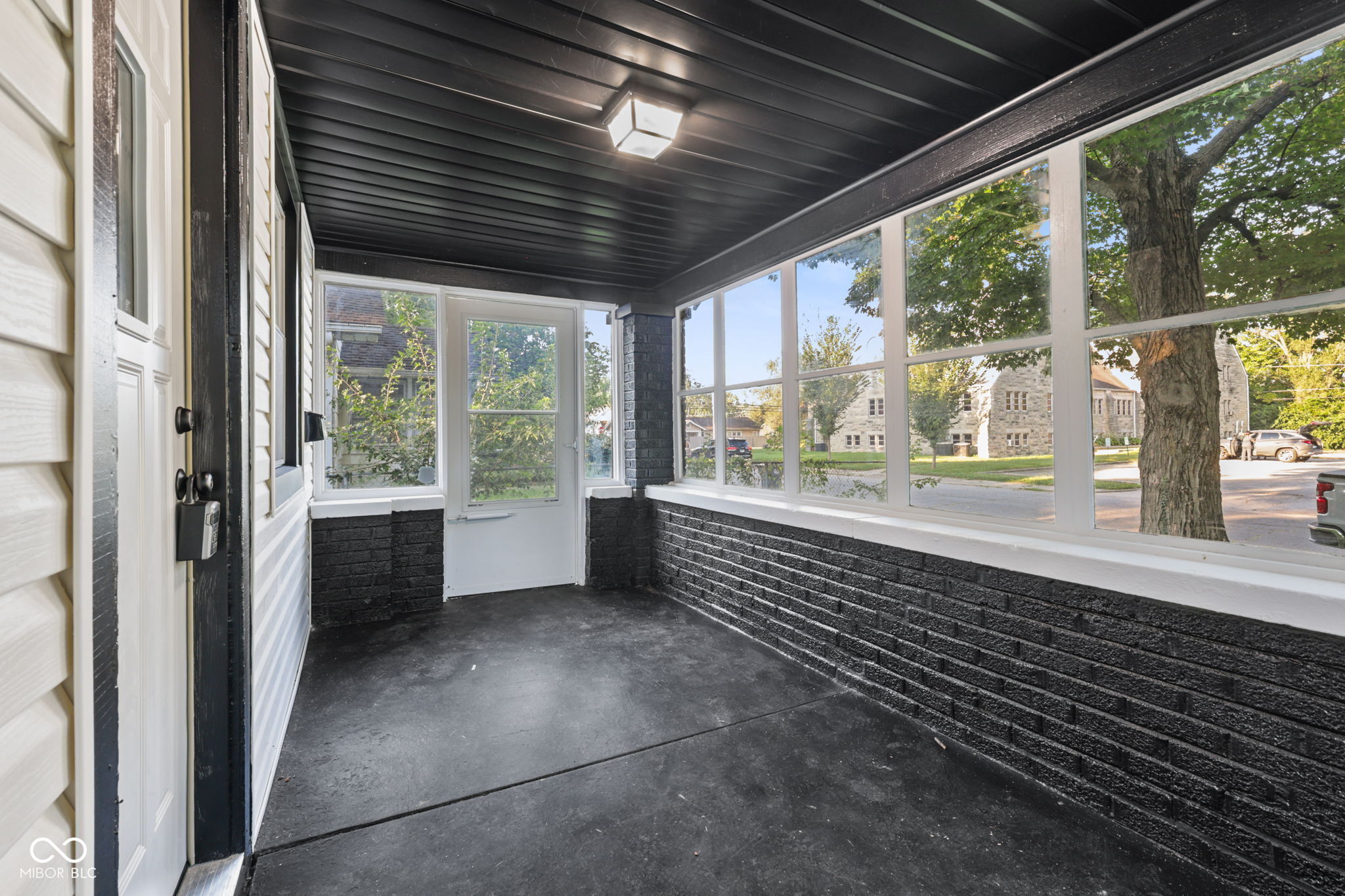 4921 Crittenden Avenue, Indianapolis, IN, 46205 photo 5 of 42