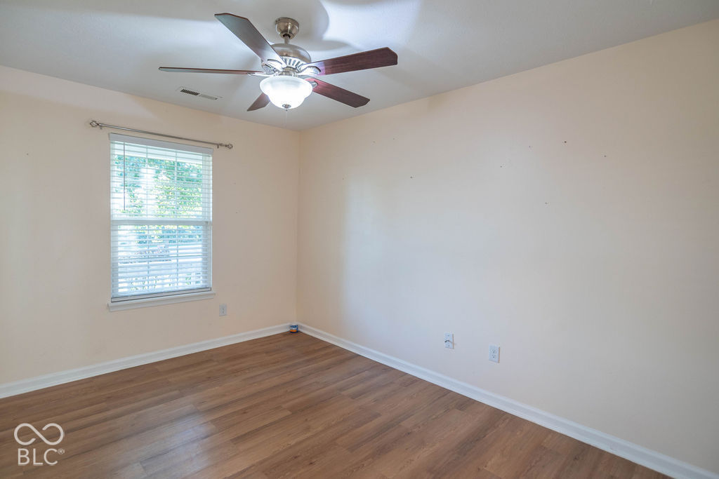6336 Emerald Springs Drive, Indianapolis, IN, 46221 photo 5 of 24
