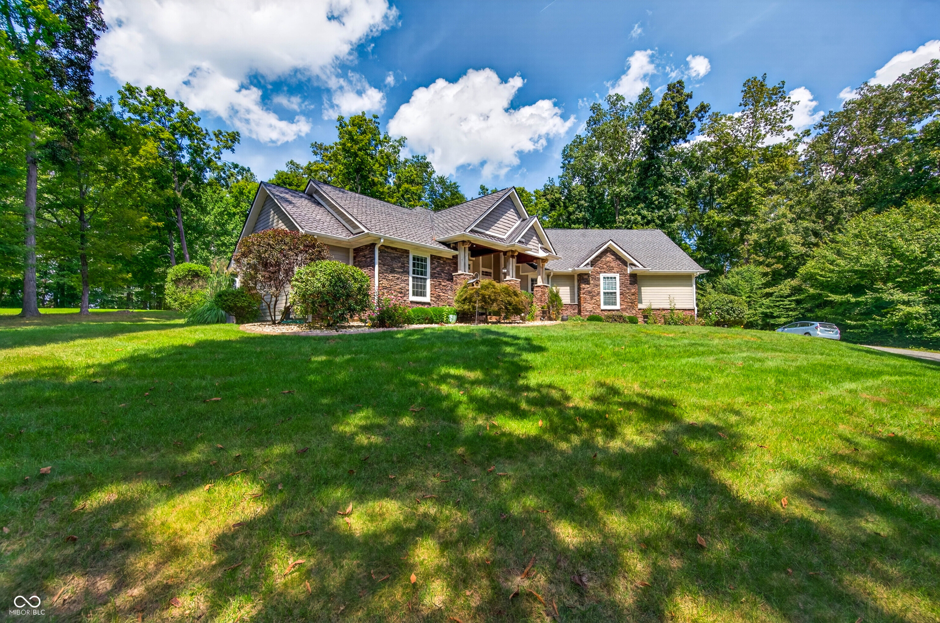 8700 W Georgetown Road, Columbus, IN, 47201 photo 5 of 175
