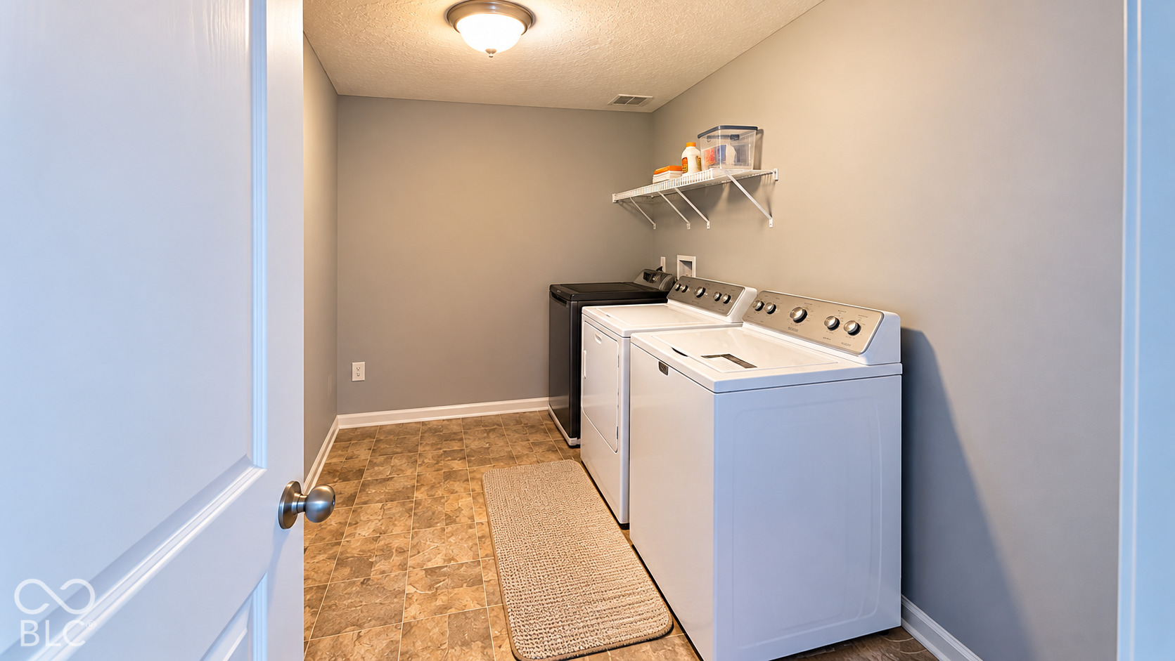 2909 Pointe Bay Road, Indianapolis, IN, 46229 photo 5 of 11