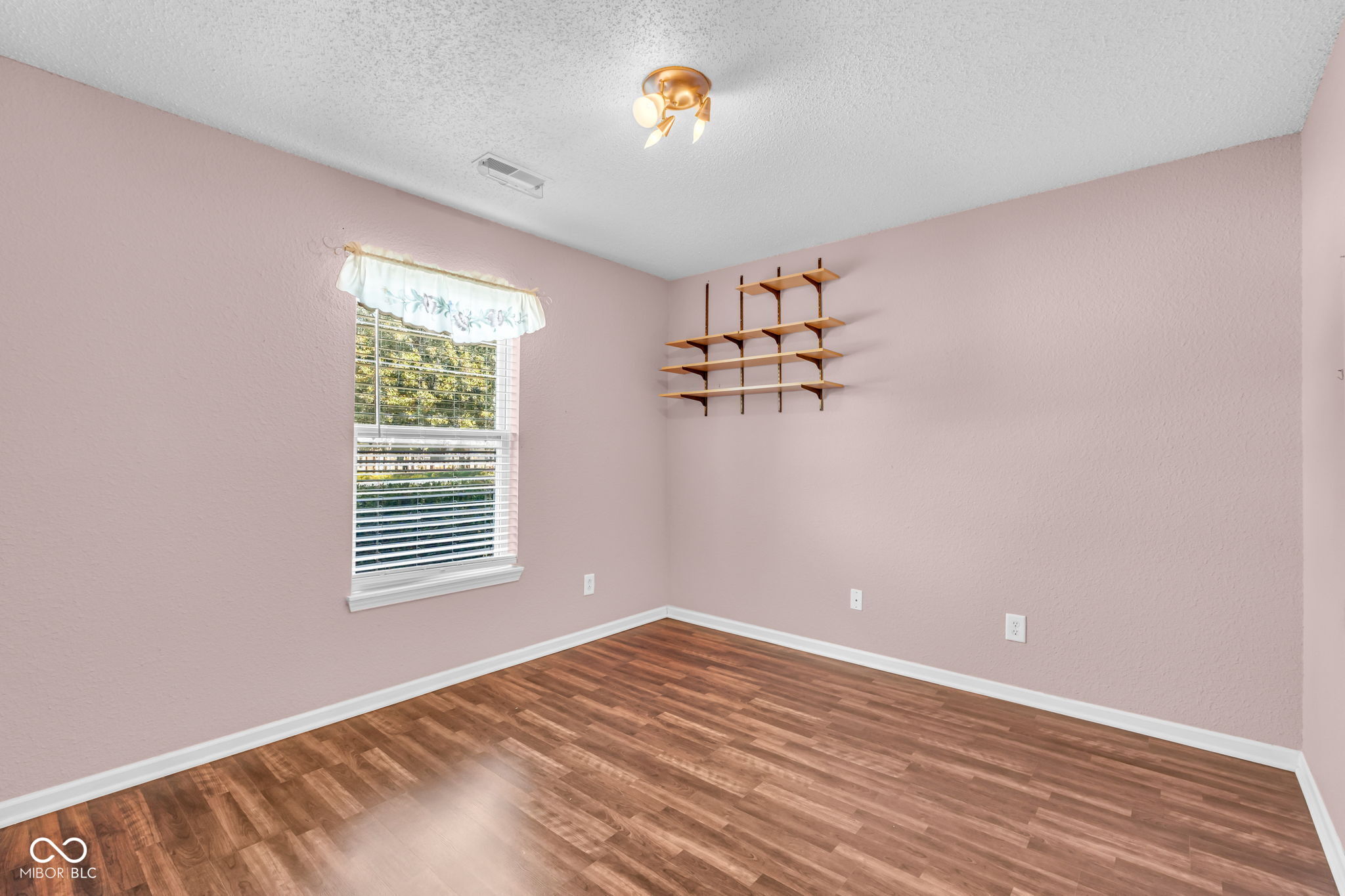 5462 Montavia Circle, Indianapolis, IN, 46239 photo 5 of 44