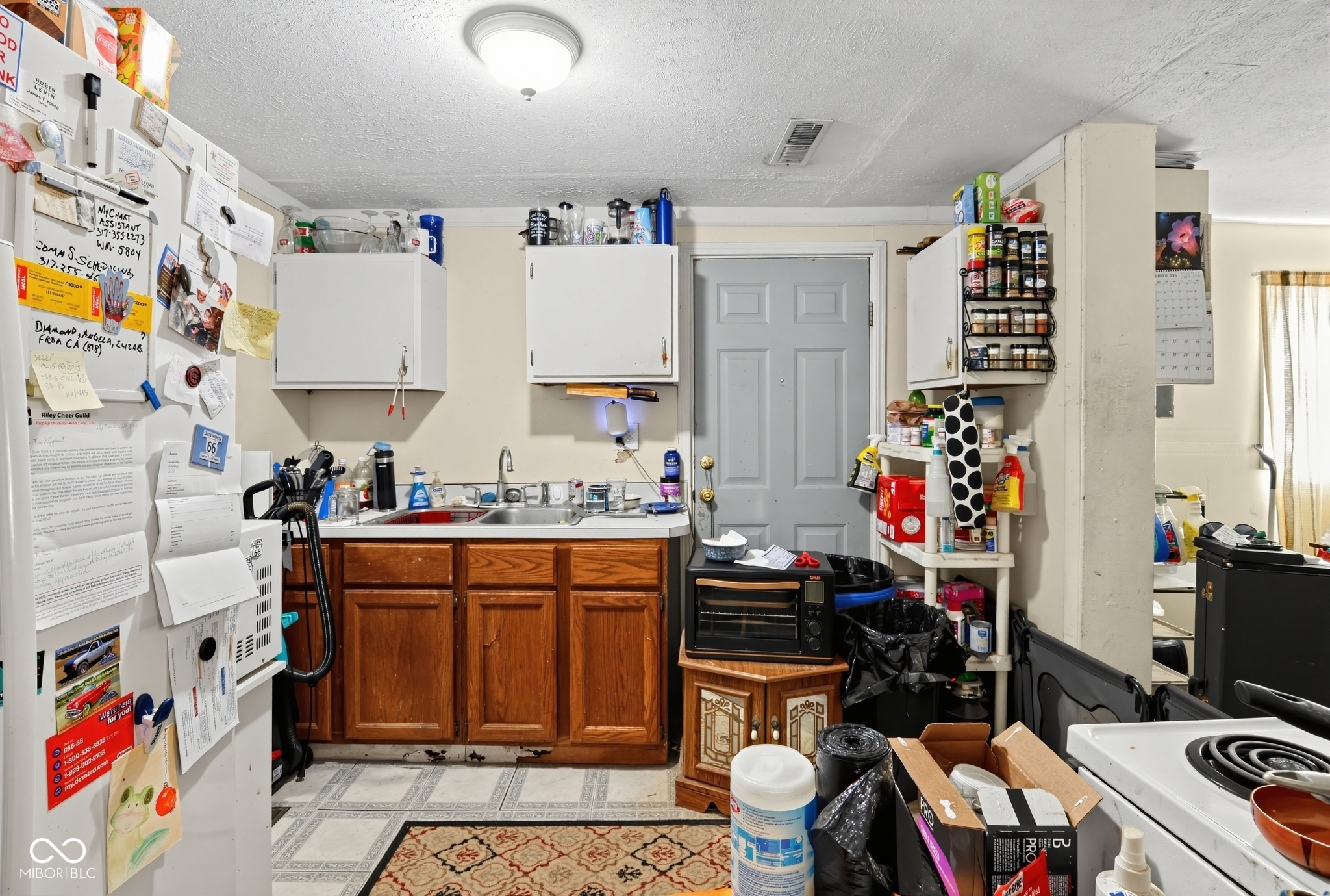 2229 Martha Street, Indianapolis, IN, 46221 photo 5 of 32