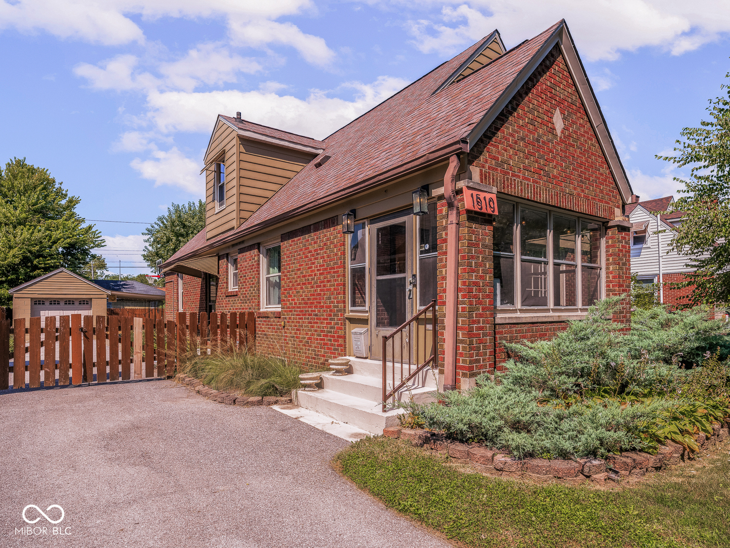 1510 N Leland Avenue, Indianapolis, IN, 46219 photo 5 of 74