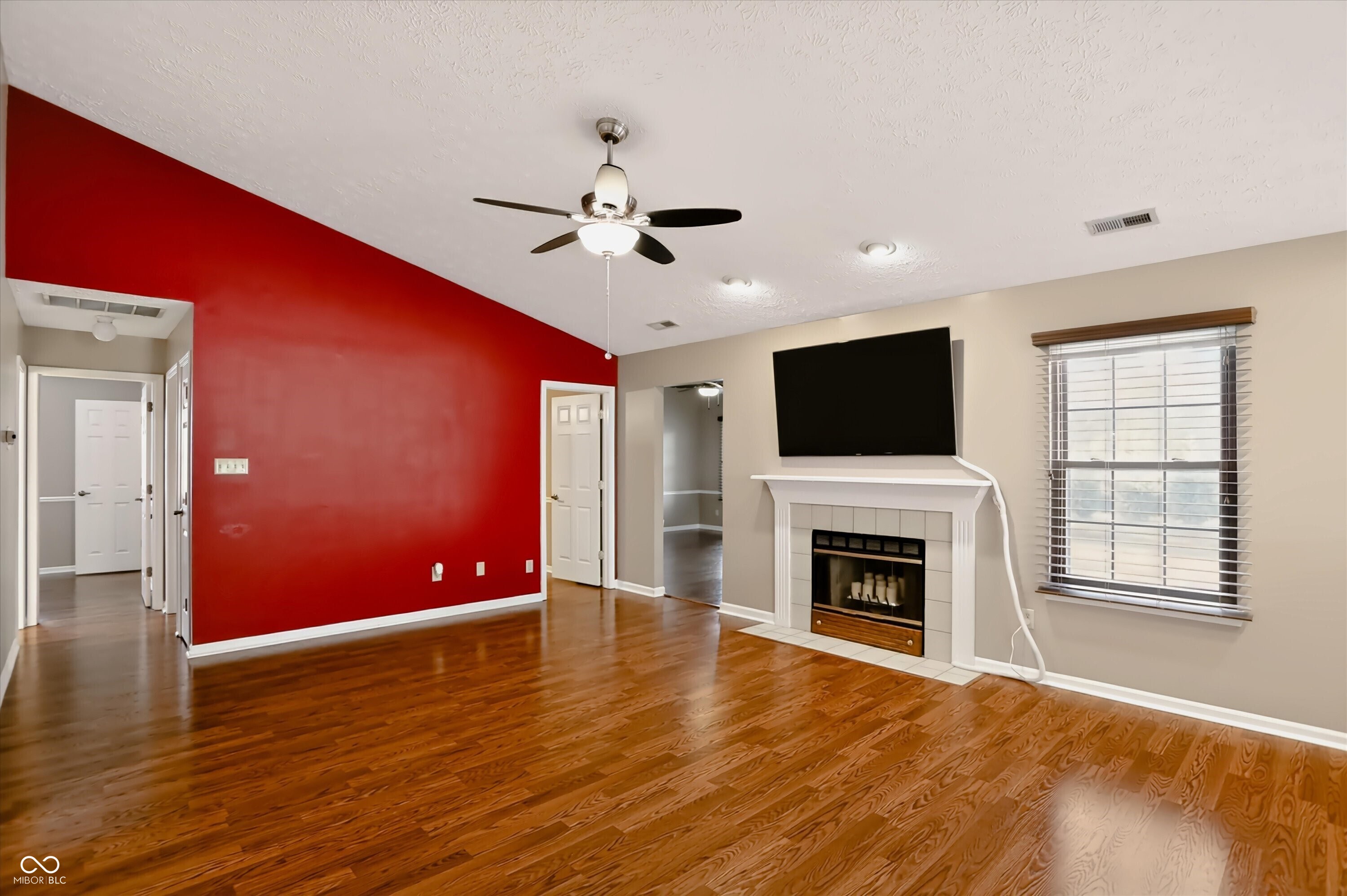 4235 Tarragon Drive, Indianapolis, IN, 46237 photo 5 of 57