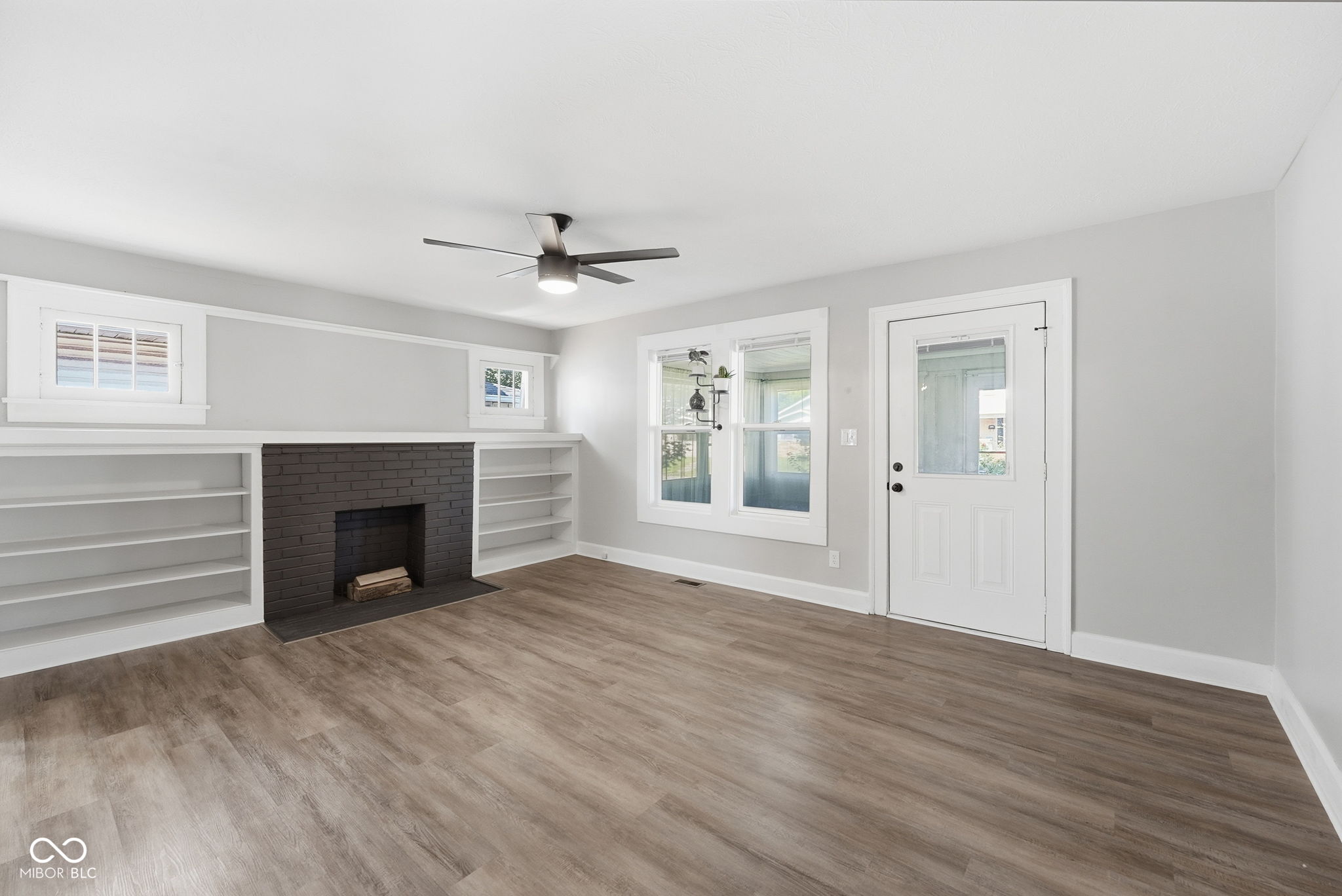 743 N Emerson Avenue, Indianapolis, IN, 46219 photo 5 of 38