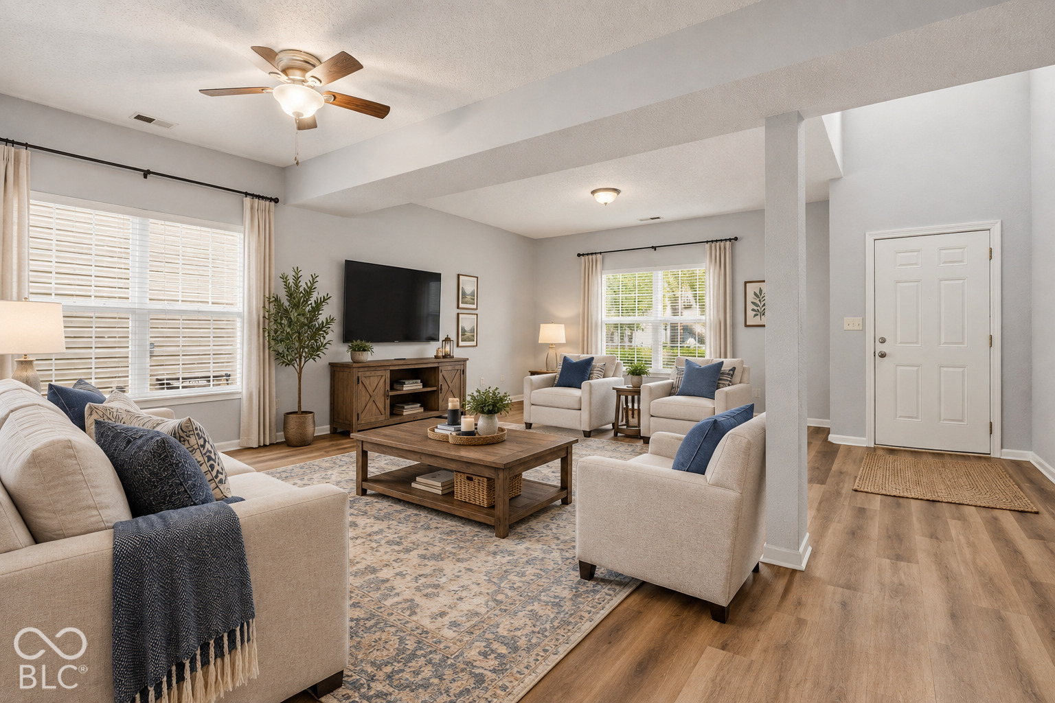 4638 Whitridge Lane, Indianapolis, IN, 46237 photo 5 of 39