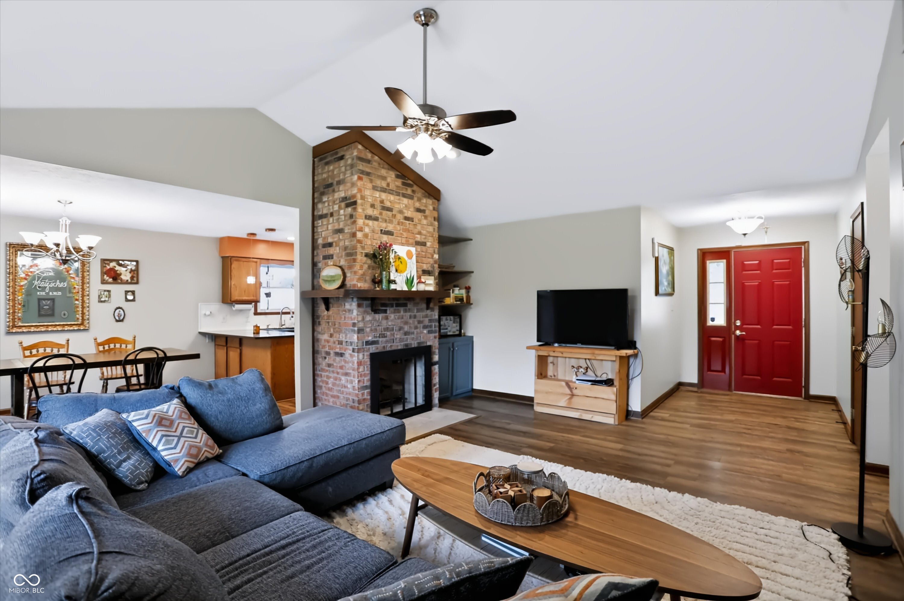 9562 Falkirk Drive, Indianapolis, IN, 46256 photo 5 of 32