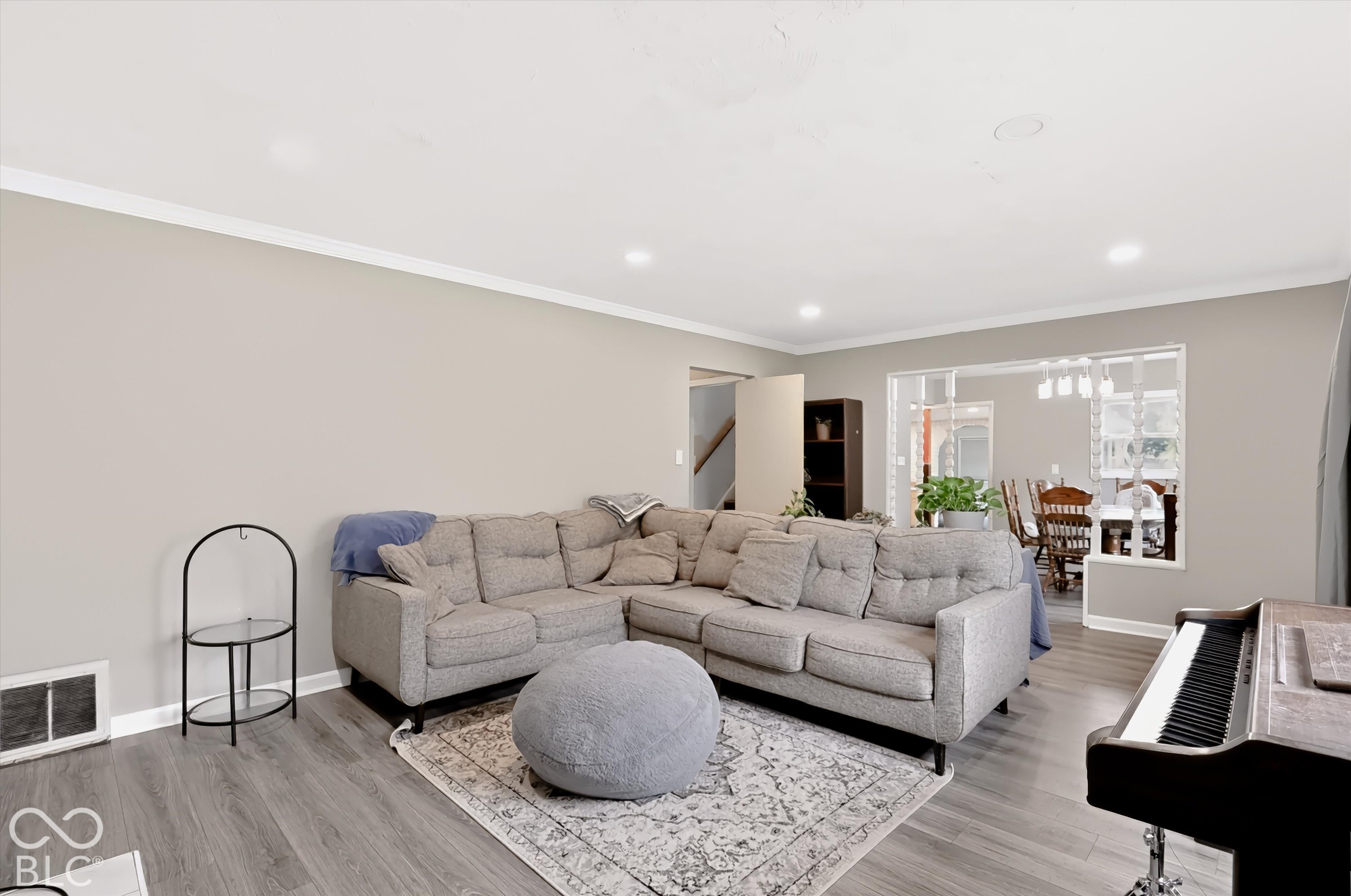 2425 W 66th Street, Indianapolis, IN, 46268 photo 5 of 29