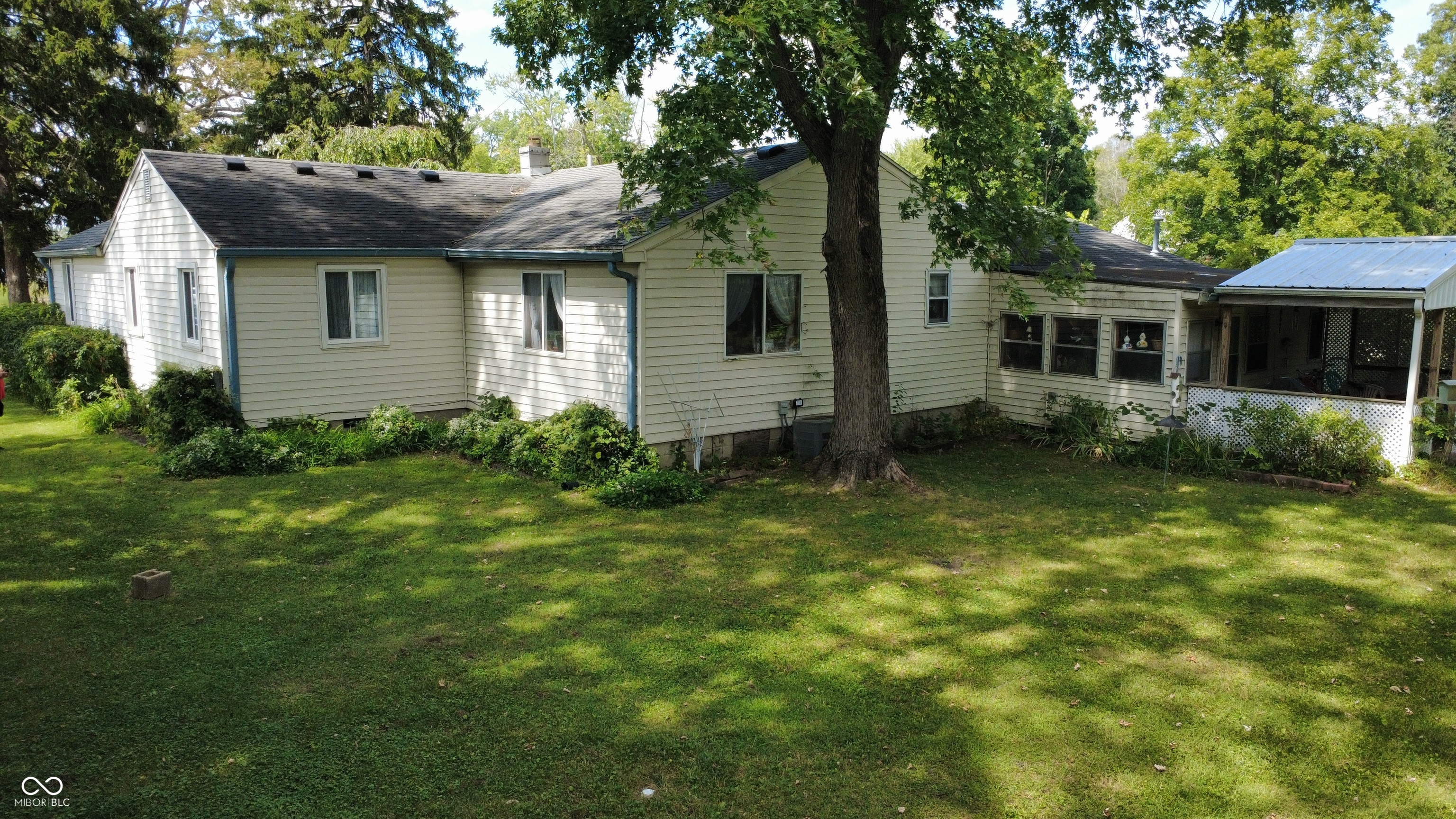 325 N Jefferson Street, Brownsburg, IN, 46112 photo 5 of 24