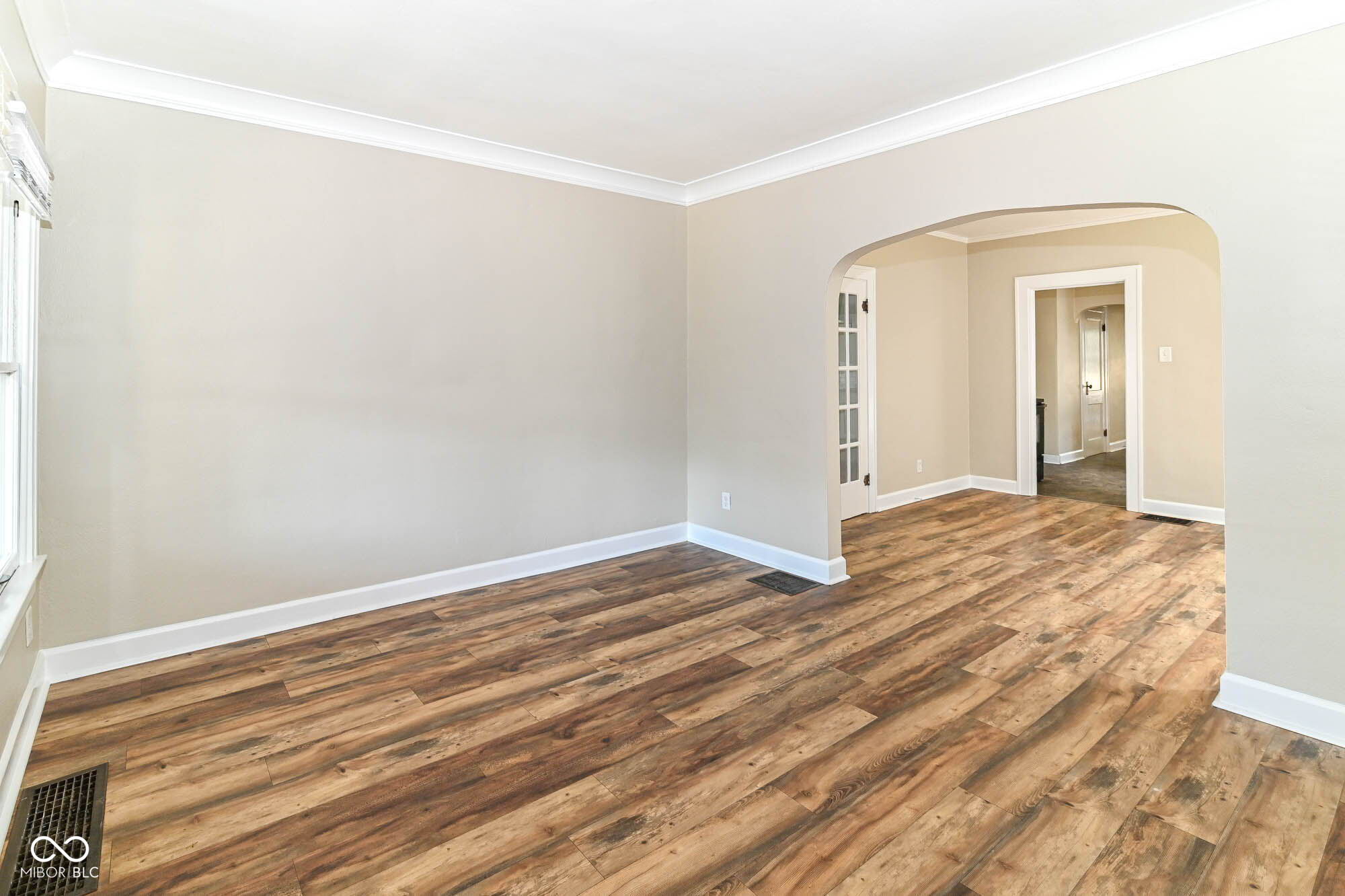 813 N Denny Street, Indianapolis, IN, 46201 photo 5 of 34