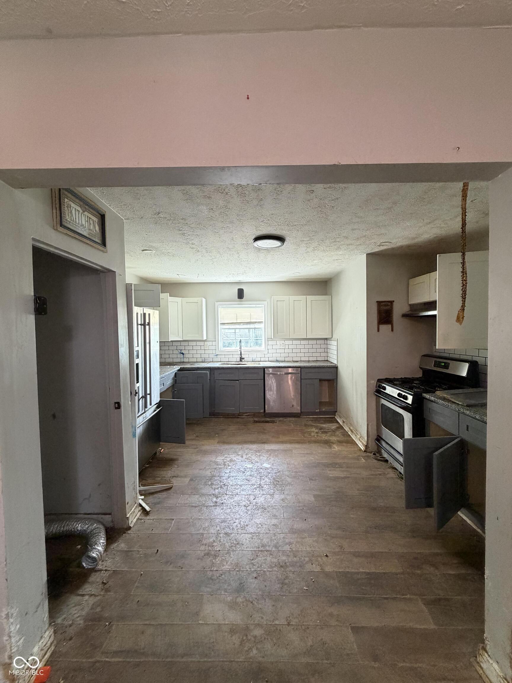 80 S 5th Avenue, Beech Grove, IN, 46107 photo 5 of 23