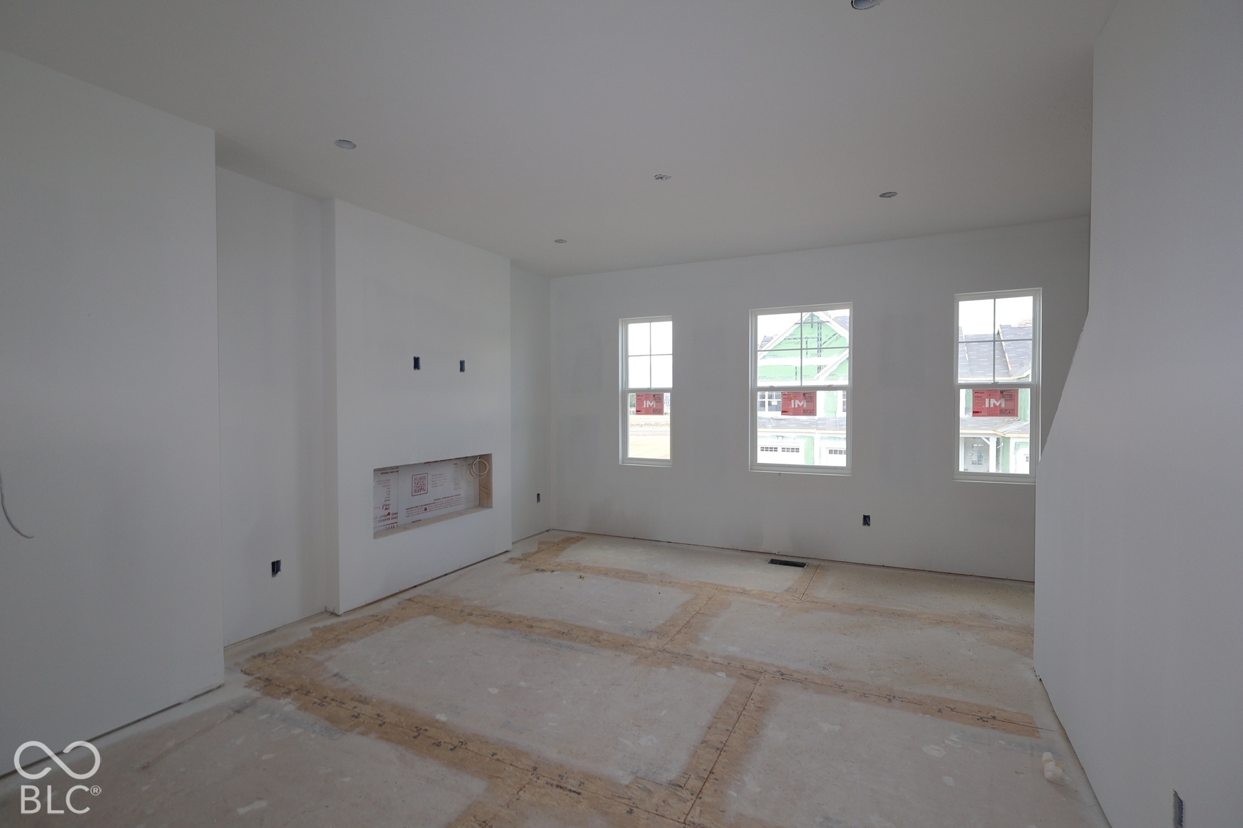 11199 Hobbsbrook Drive, Noblesville, IN, 46060 photo 5 of 12