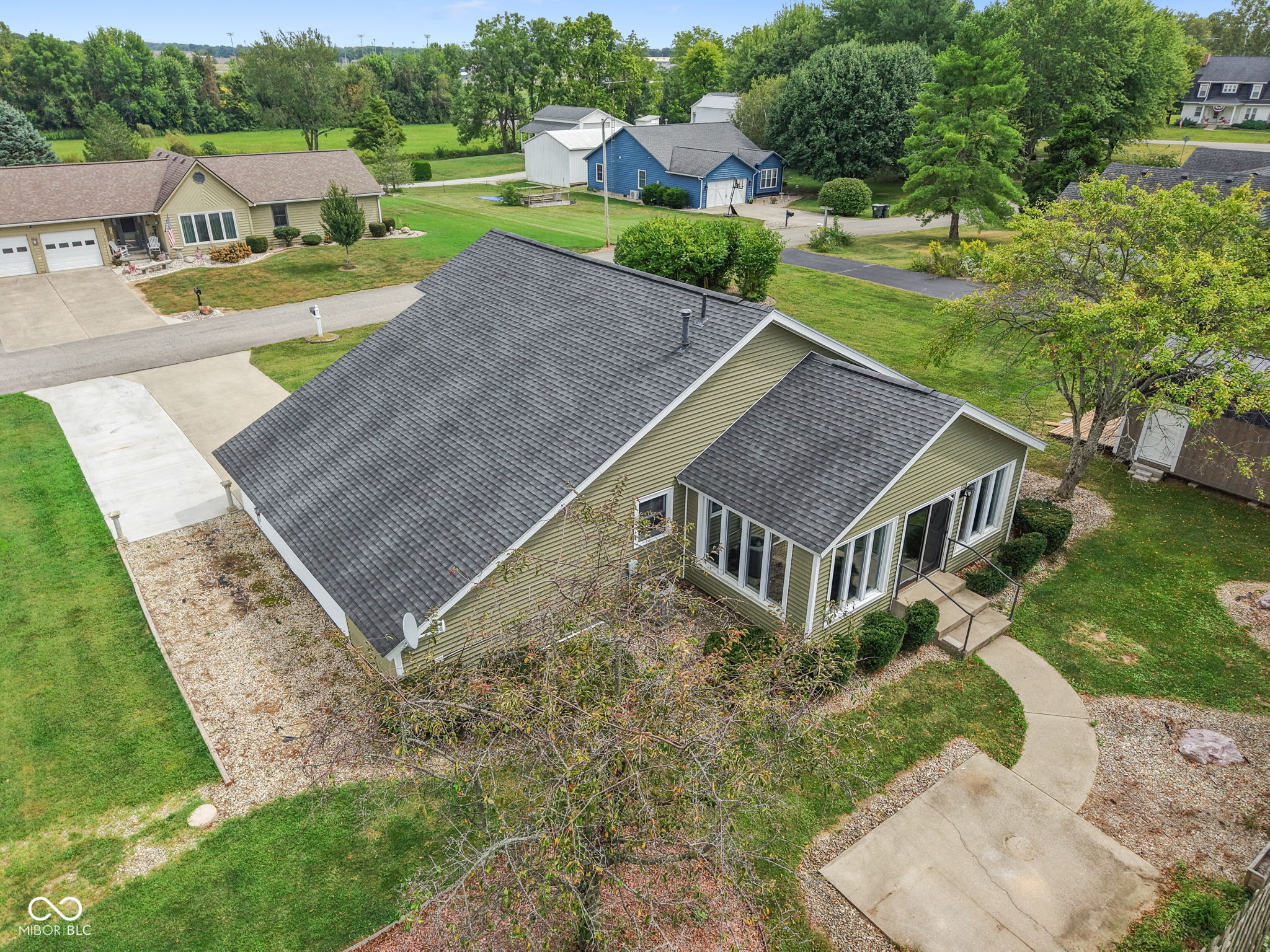 905 N Hamilton Drive N, Greensburg, IN, 47240 photo 5 of 38