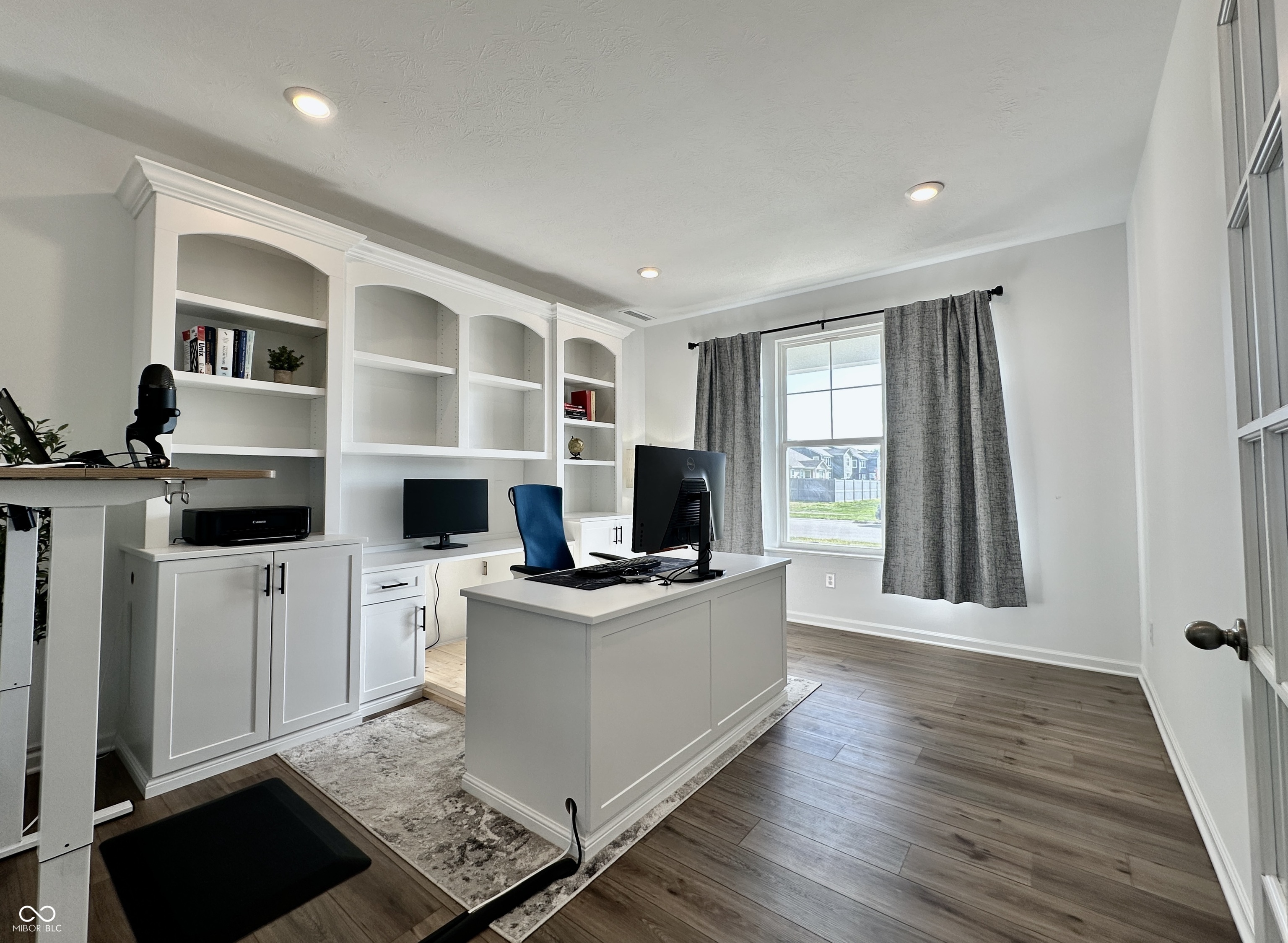6032 Sand Mill Drive, Indianapolis, IN, 46239 photo 5 of 54