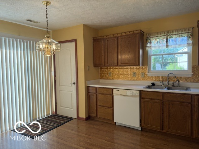 1096 Bumblebee Way, Greenfield, IN, 46140 photo 5 of 16