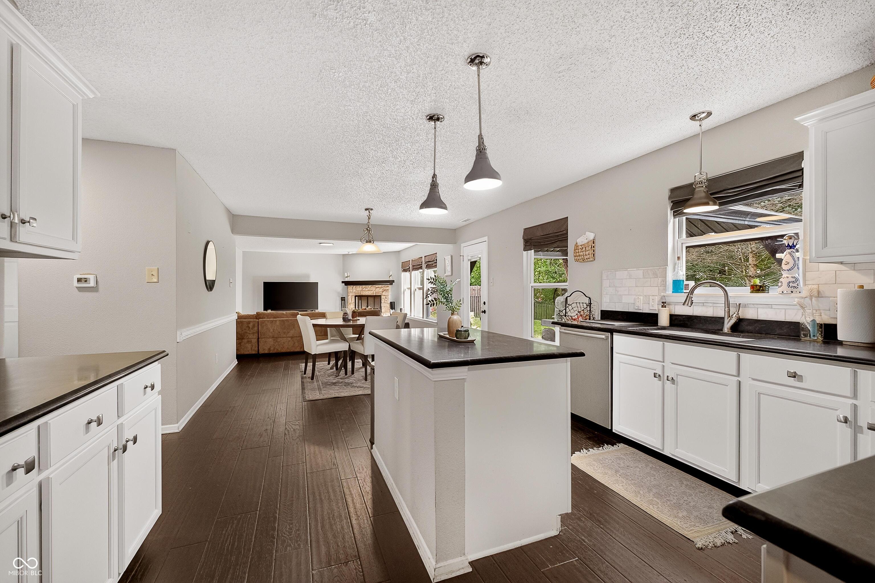 5641 Buck Drive, Noblesville, IN, 46062 photo 5 of 31