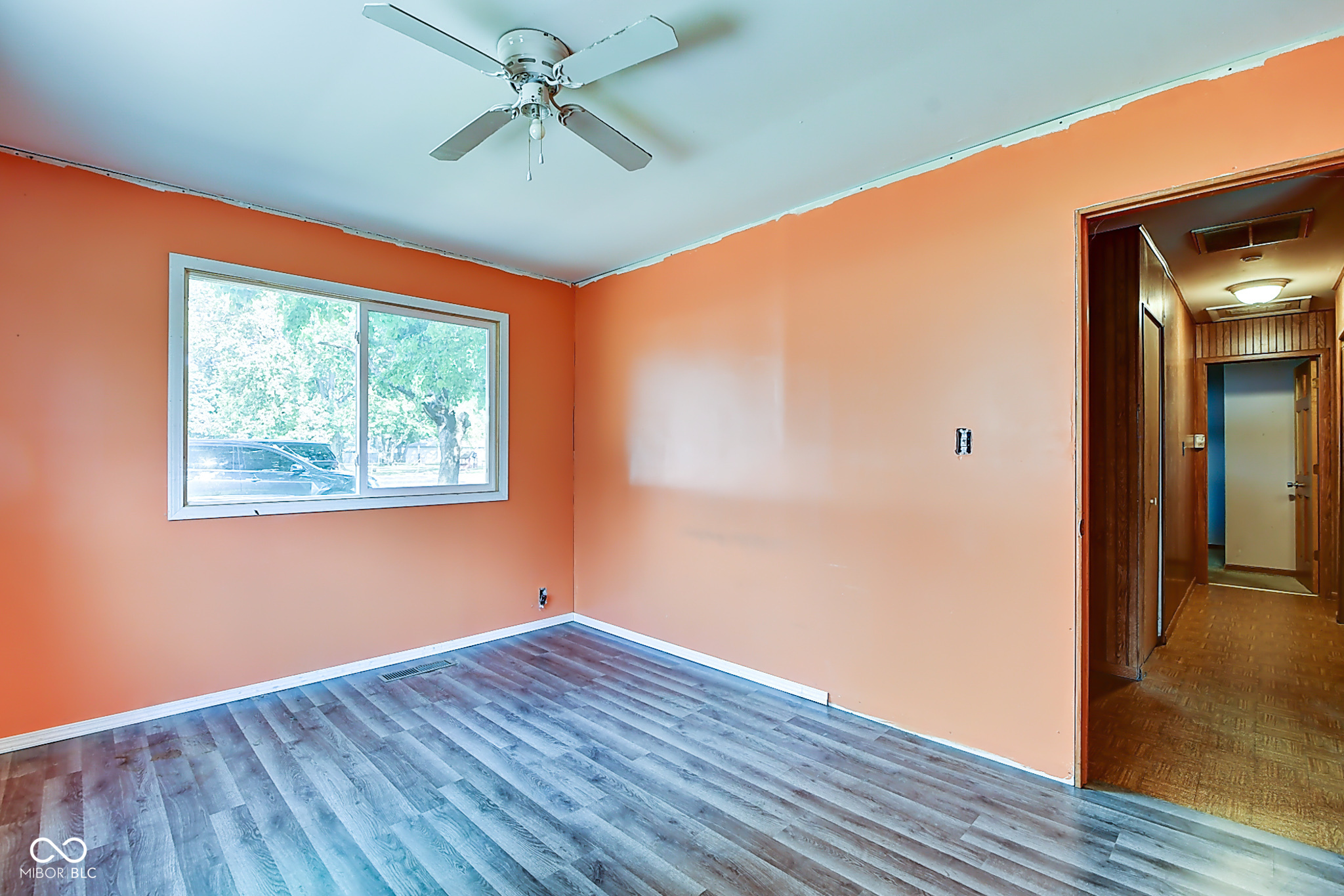 3333 S Mooresville Road, Indianapolis, IN, 46221 photo 5 of 9