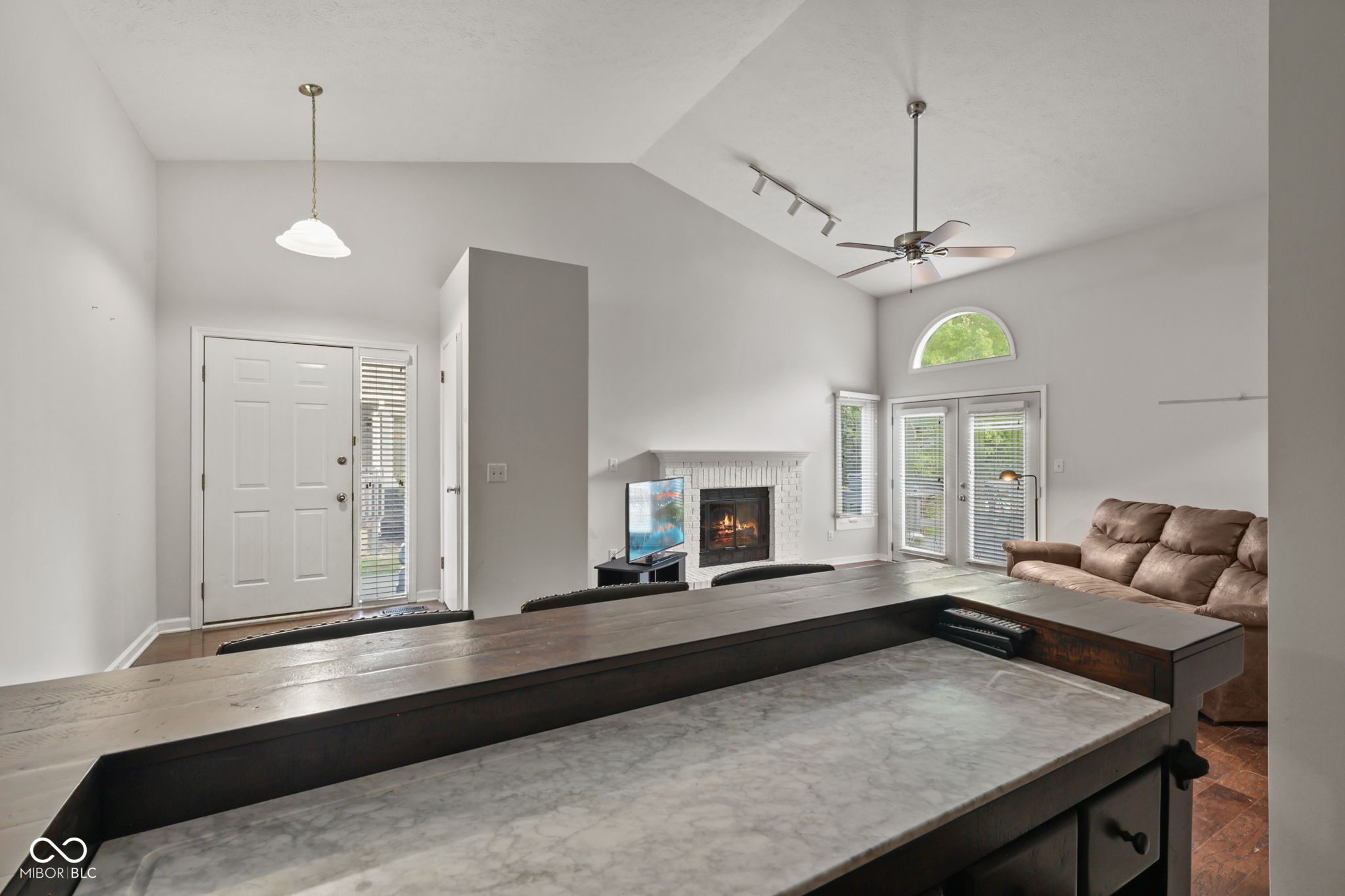 8051 Talliho Drive, Indianapolis, IN, 46256 photo 5 of 26