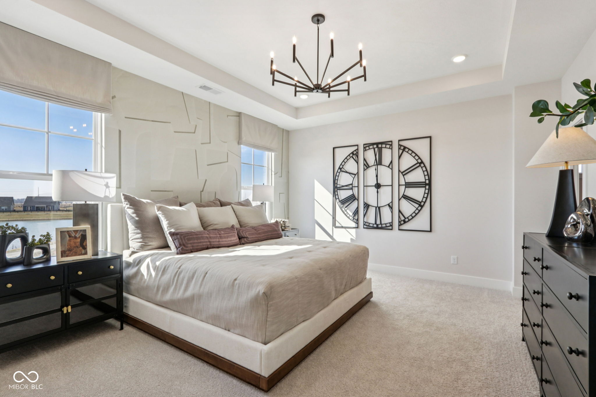 13334 Vickery Ridge Drive, Fishers, IN, 46037 photo 5 of 56
