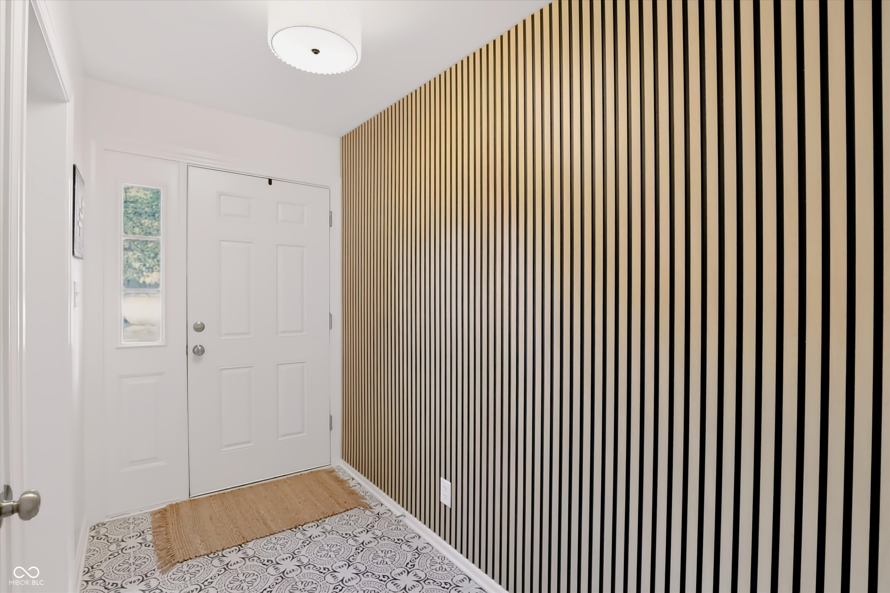 4820 E 70th Street, Indianapolis, IN, 46220 photo 5 of 50