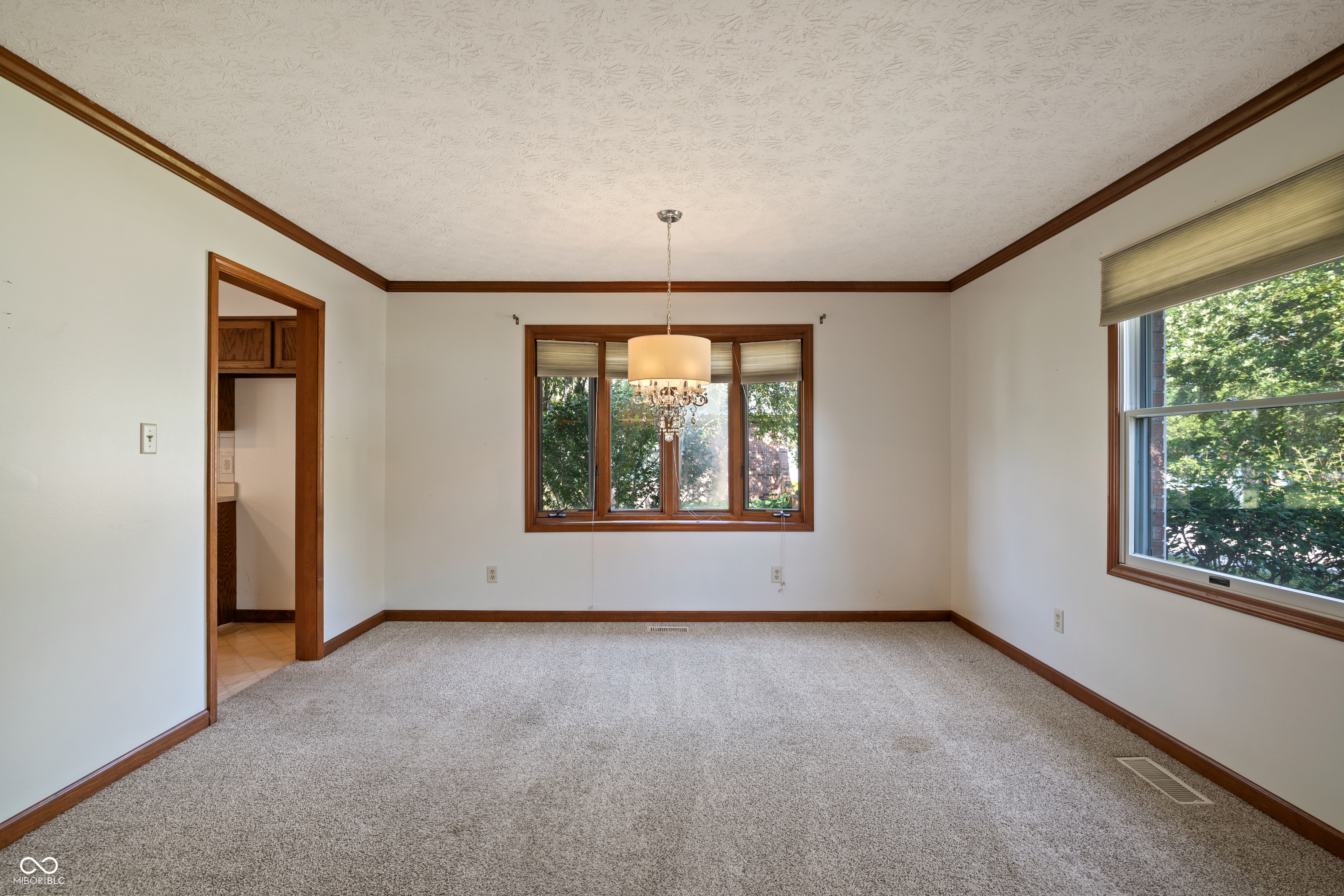 127 Dover Boulevard N, Brownsburg, IN, 46112 photo 5 of 17