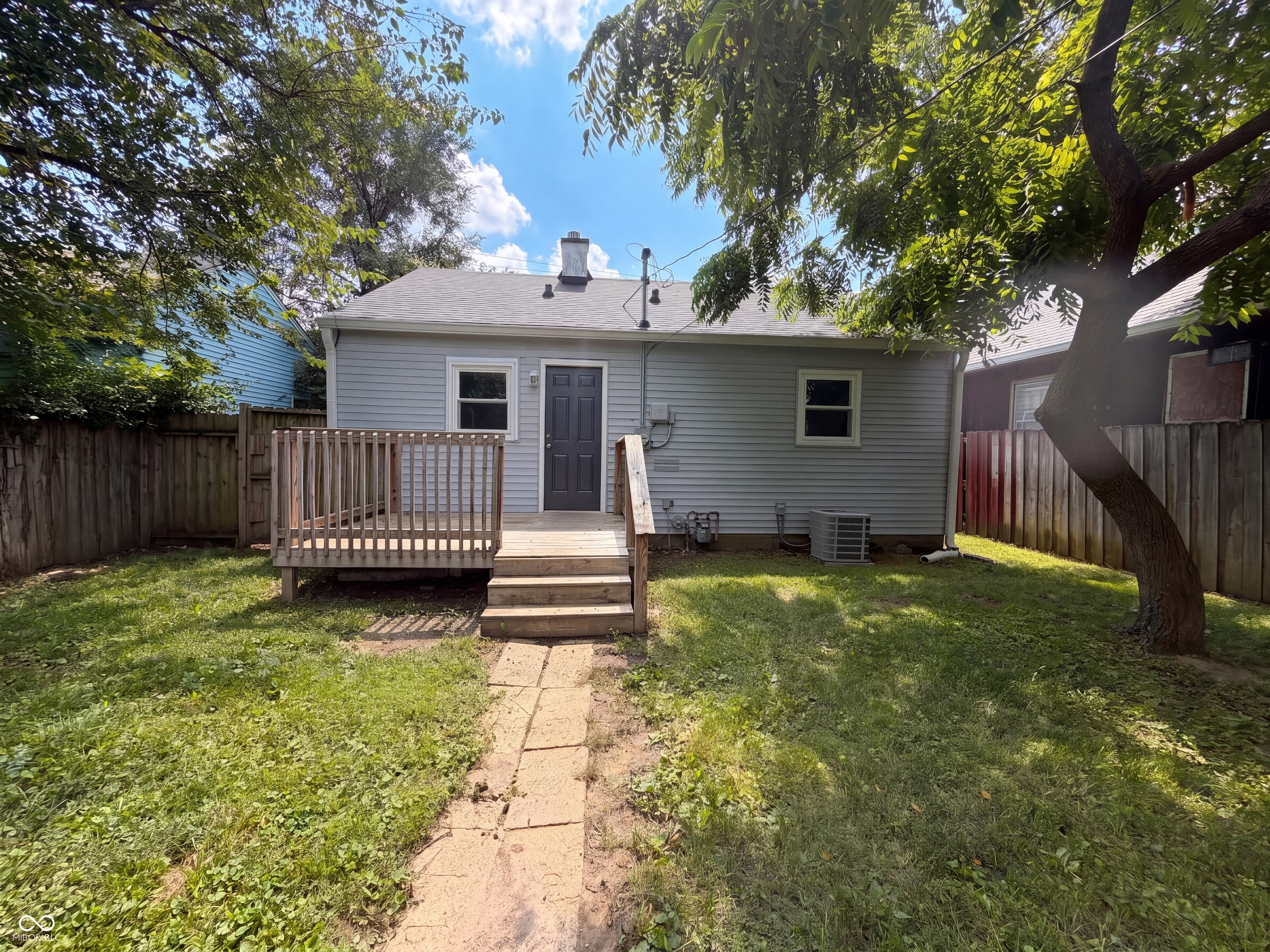 4206 E 16th Street, Indianapolis, IN, 46201 photo 5 of 15