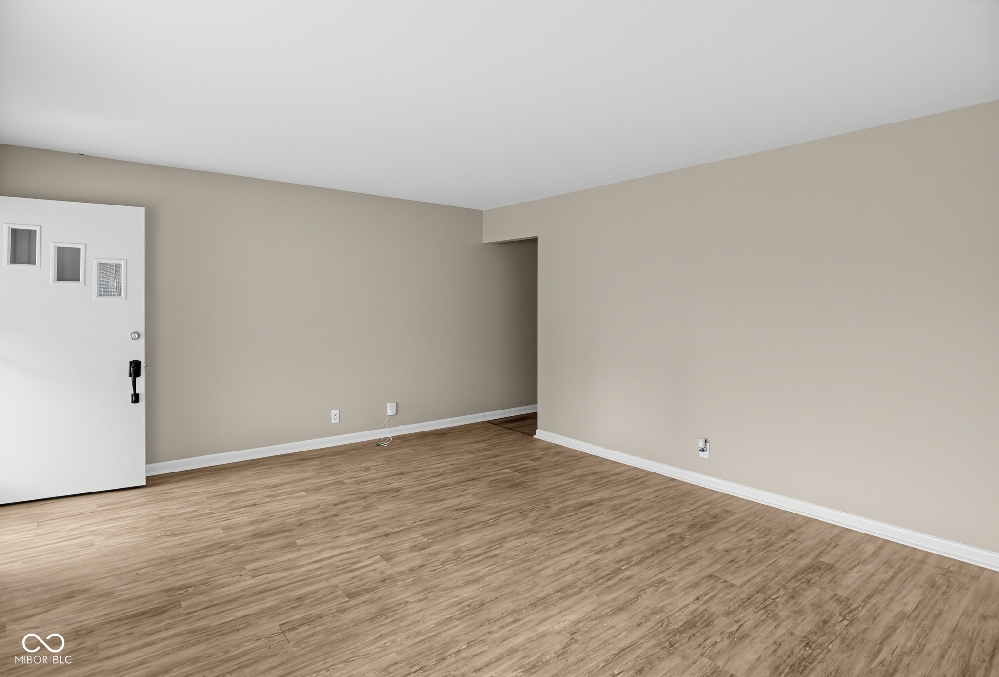 708 S Mitchner Drive, Indianapolis, IN, 46239 photo 5 of 22