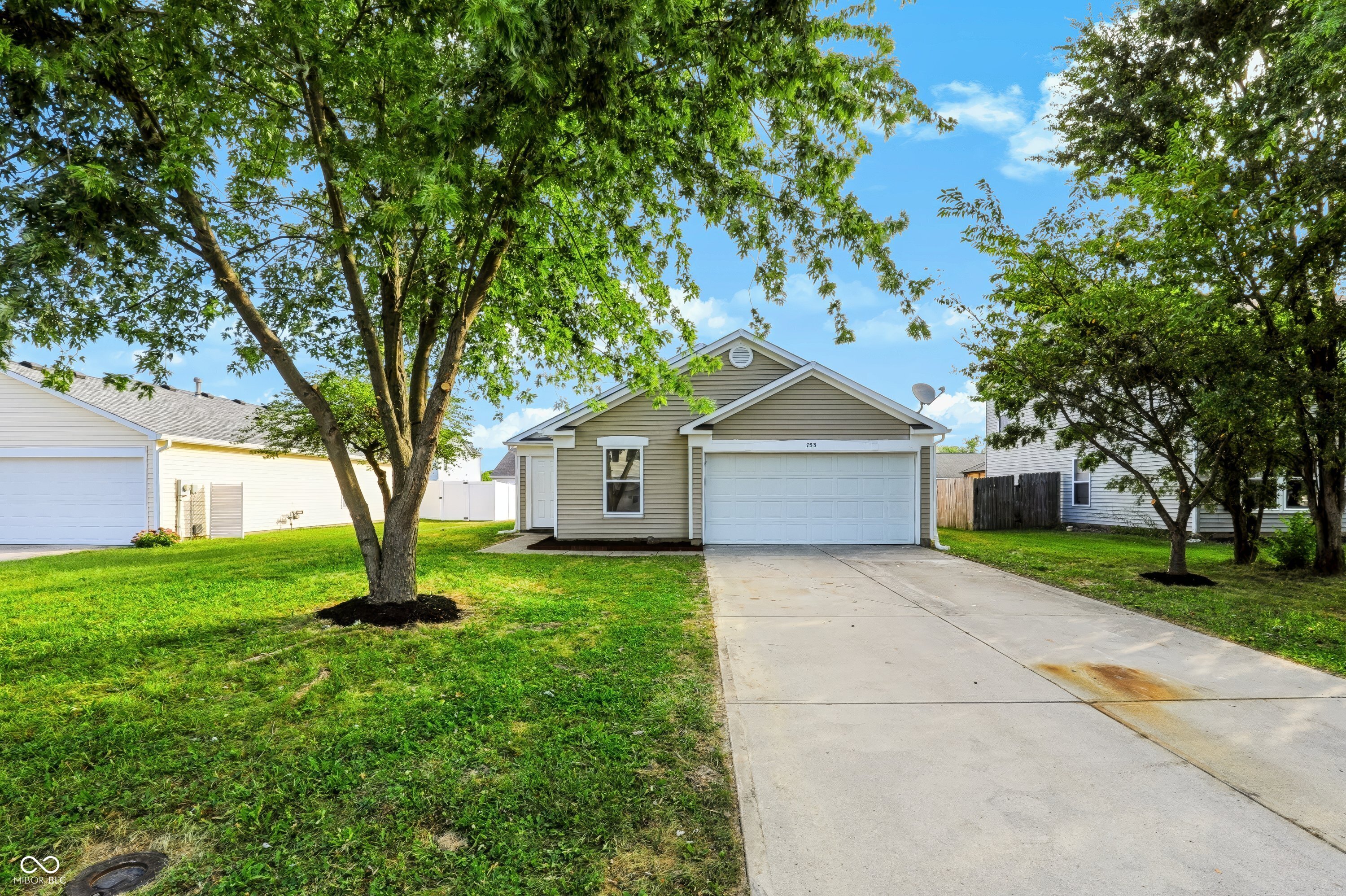 753 Indigo Court, Greenfield, IN, 46140 photo 5 of 38