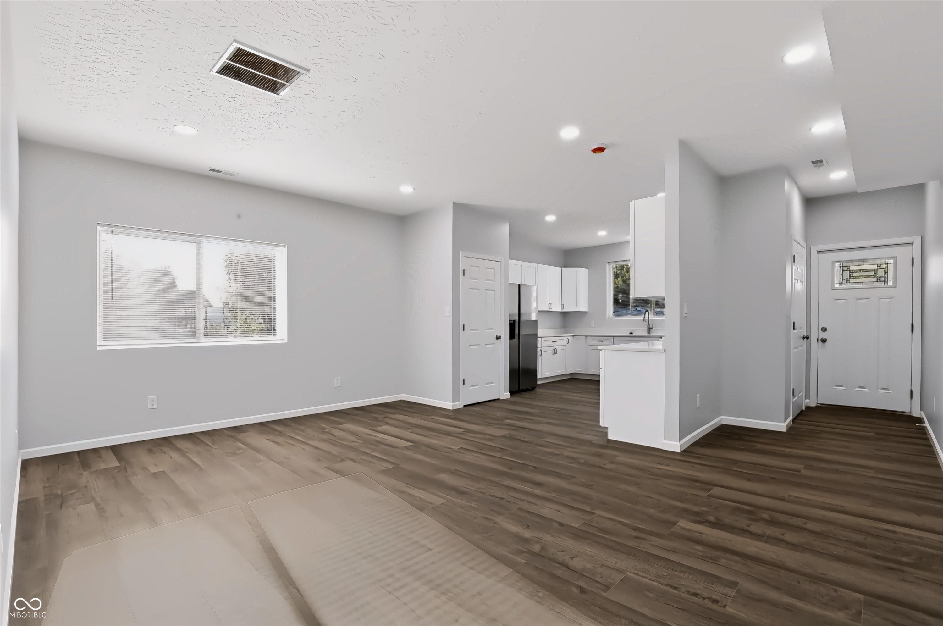 908 Eugene Street, Indianapolis, IN, 46208 photo 5 of 35