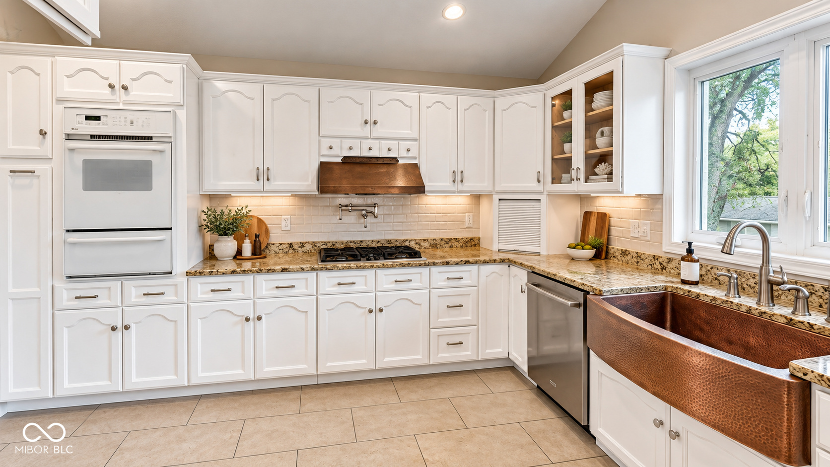 9531 S Harbour Pointe Drive, Bloomington, IN, 47401 photo 5 of 30