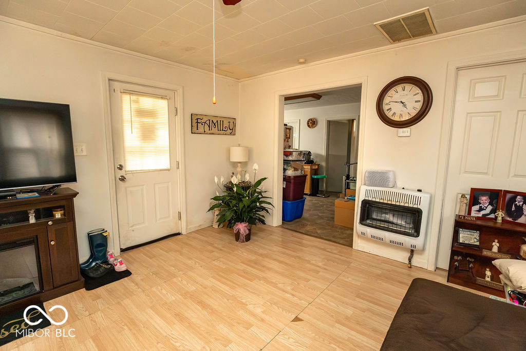 206 S 23rd Street, New Castle, IN, 47362 photo 5 of 21