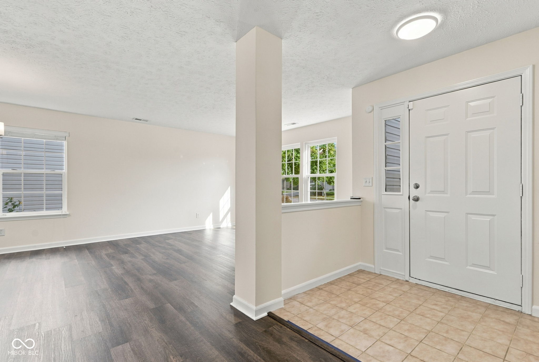 6538 Abby Lane, Zionsville, IN, 46077 photo 5 of 42